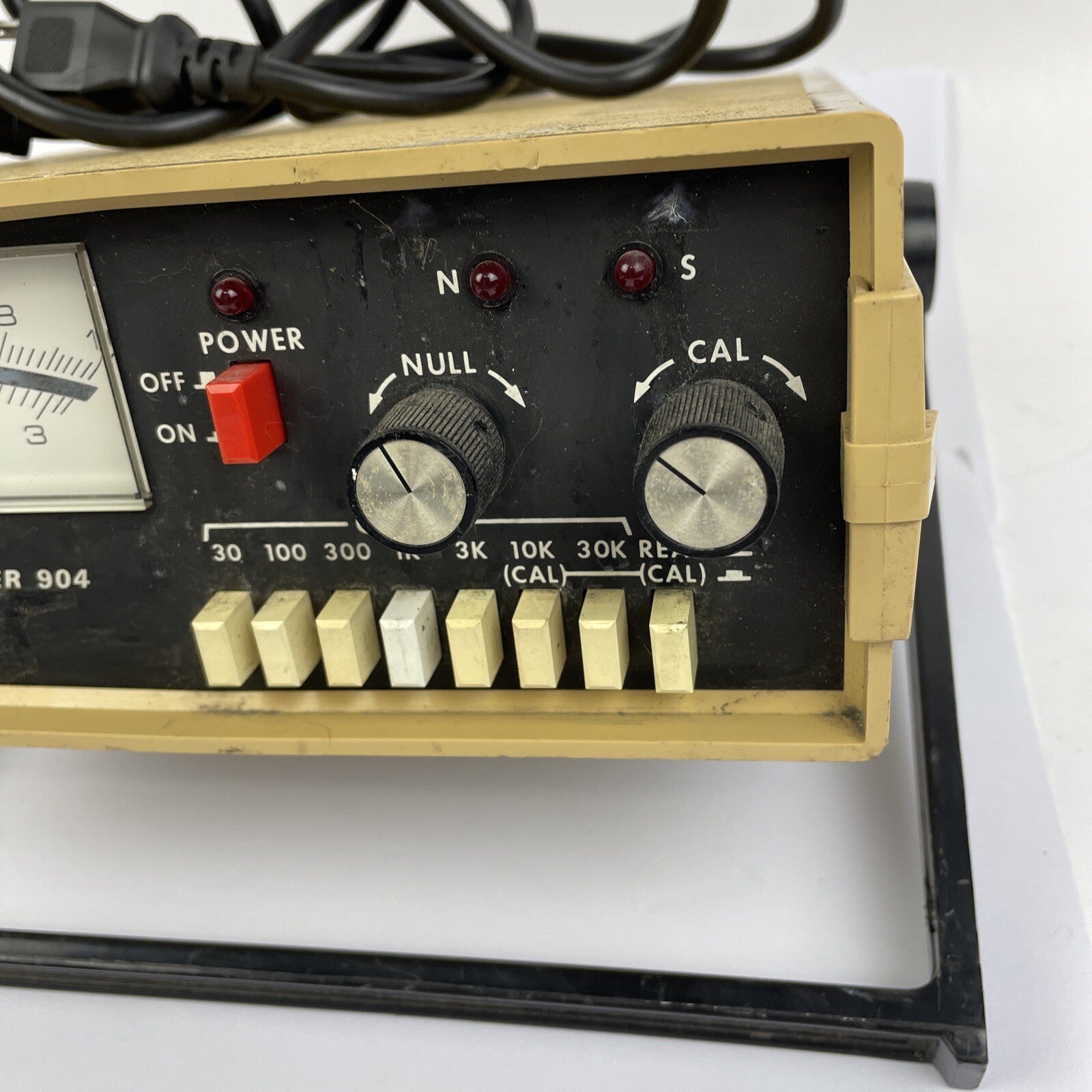 RFL Industries 904 GAUSSMETERA.C. Voltage 50 / 60 Hz 230V 115V - USA Made
