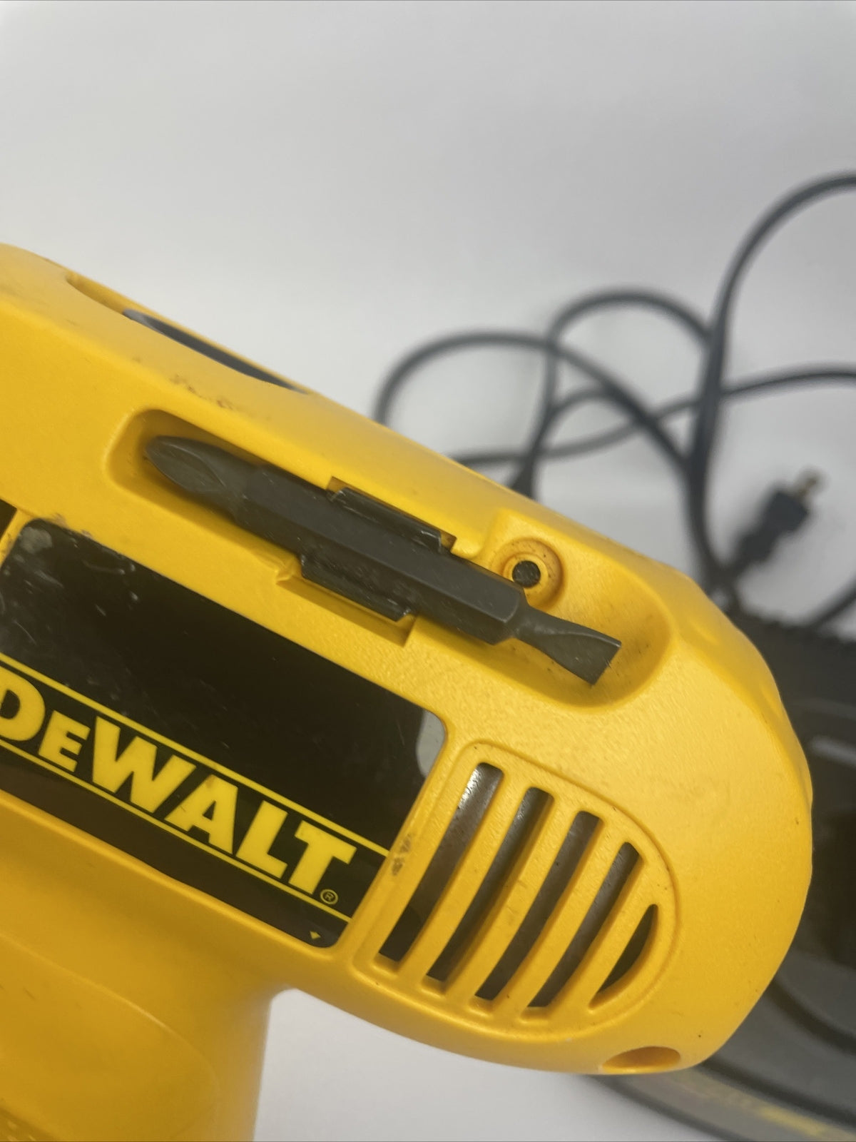 Dewalt DW953 Adjustable Clutch 3/8'' Drill Kit With 2 Batteries & Charger Case