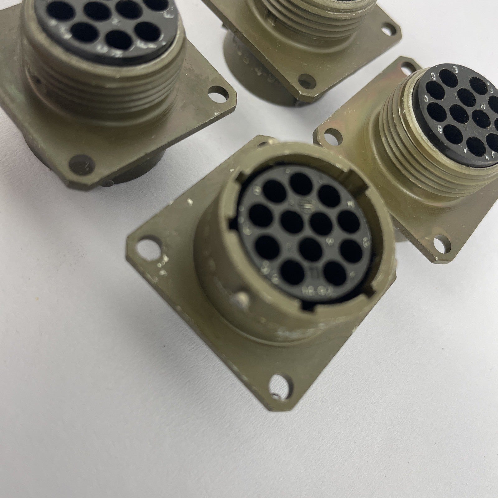 AMPHENOL MS3120E14-19S CIRCULAR CONNECTOR RECEPTACLE SIZE 14S, (LOT OF 4)