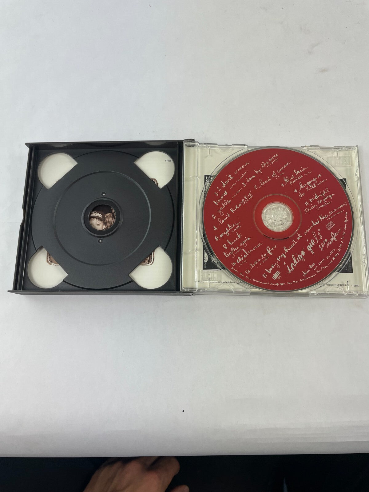 Indigo Girls I Don't Wanno Know Goliler Ddrawn By The River Love's RecoveryCD#73