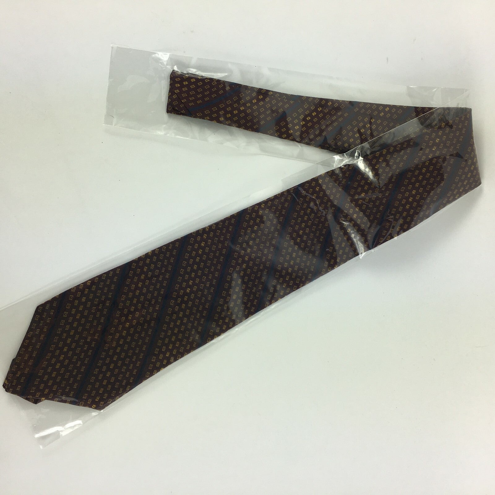 Genuine Chaps 100% Silk Handmade Stylish Formal/Casual Tie Multi Coloured