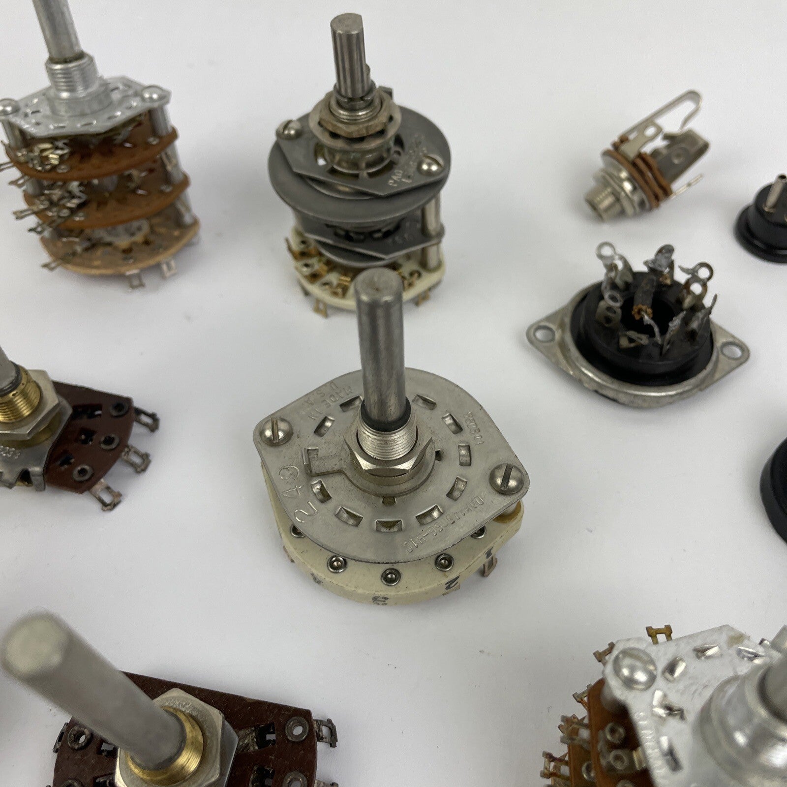 Lot of Vintage Rotary Wafer Electronic Switches Mallory CRL + More - LOOK