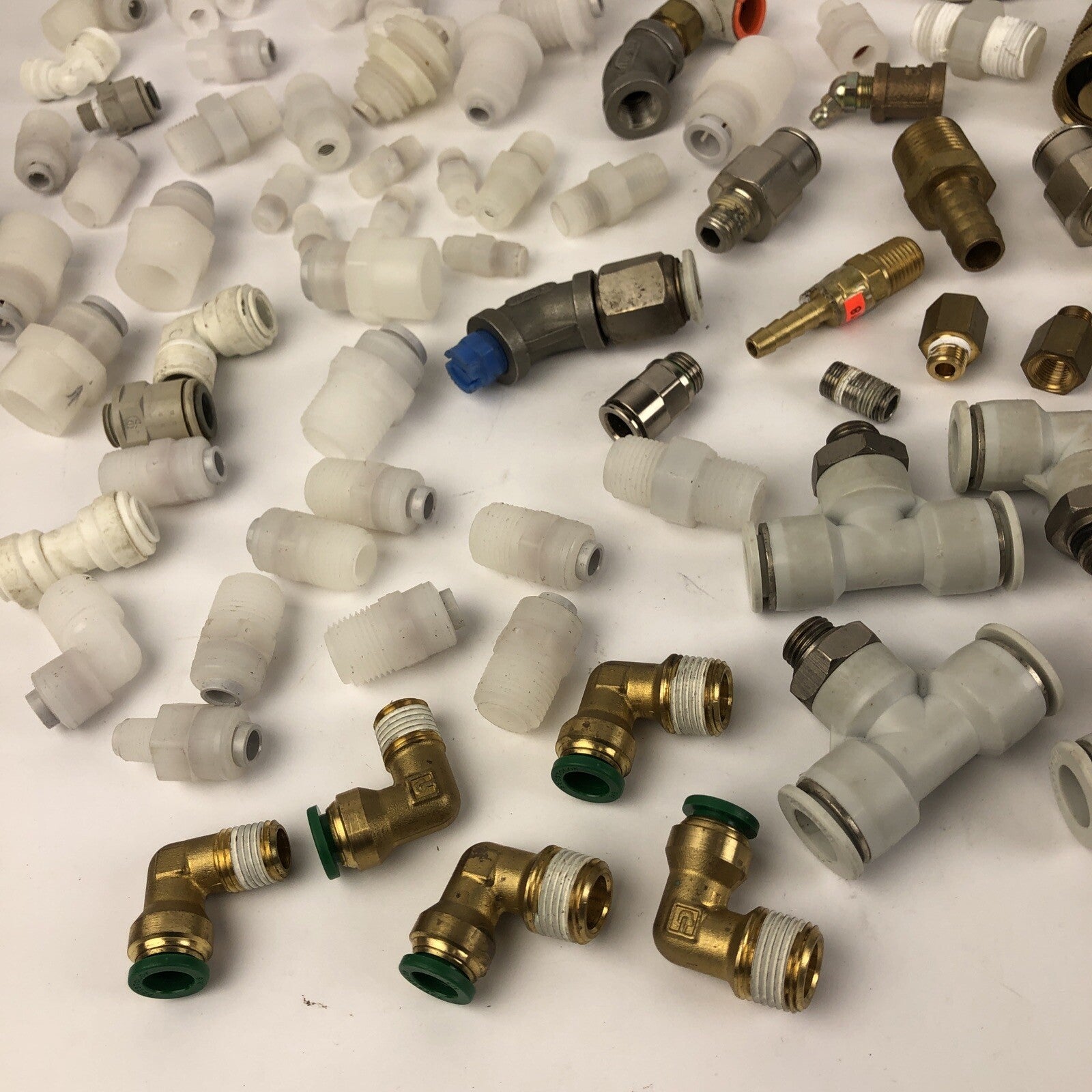 Huge LOT PARKER Rexroth PRESTOLOK and more Push to Connect Fittings new/used