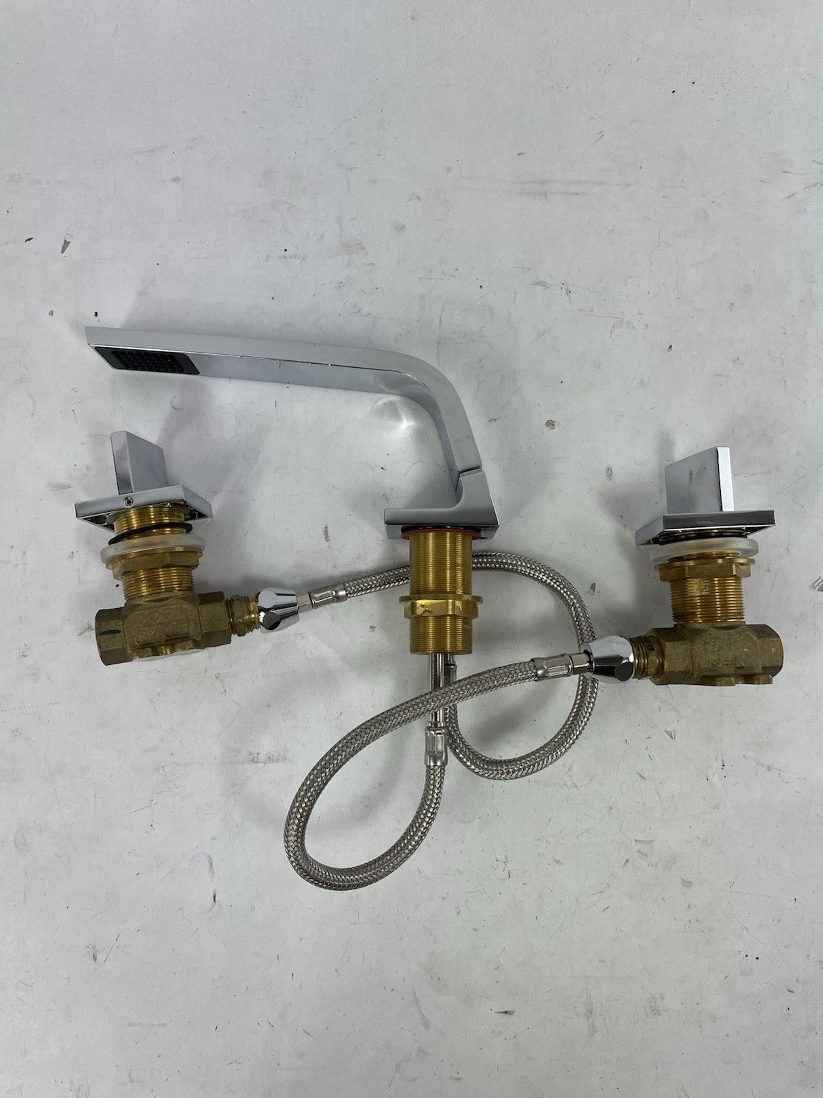 Dornbracht CL.1 deck mounted sink spout with chrome handles