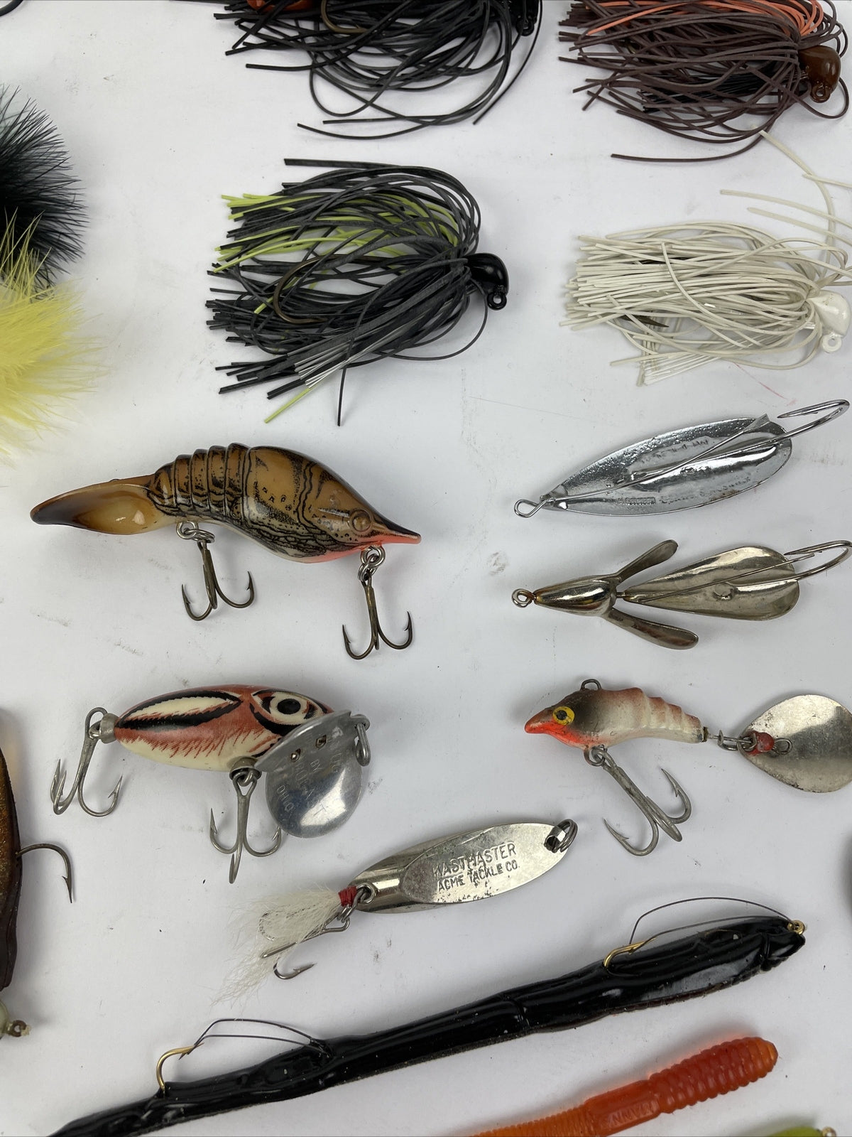 Fishing Lure Lot 50 + Pieces Weed Wing Frog Spinner Jitterbug USA JAPAN - LOOK
