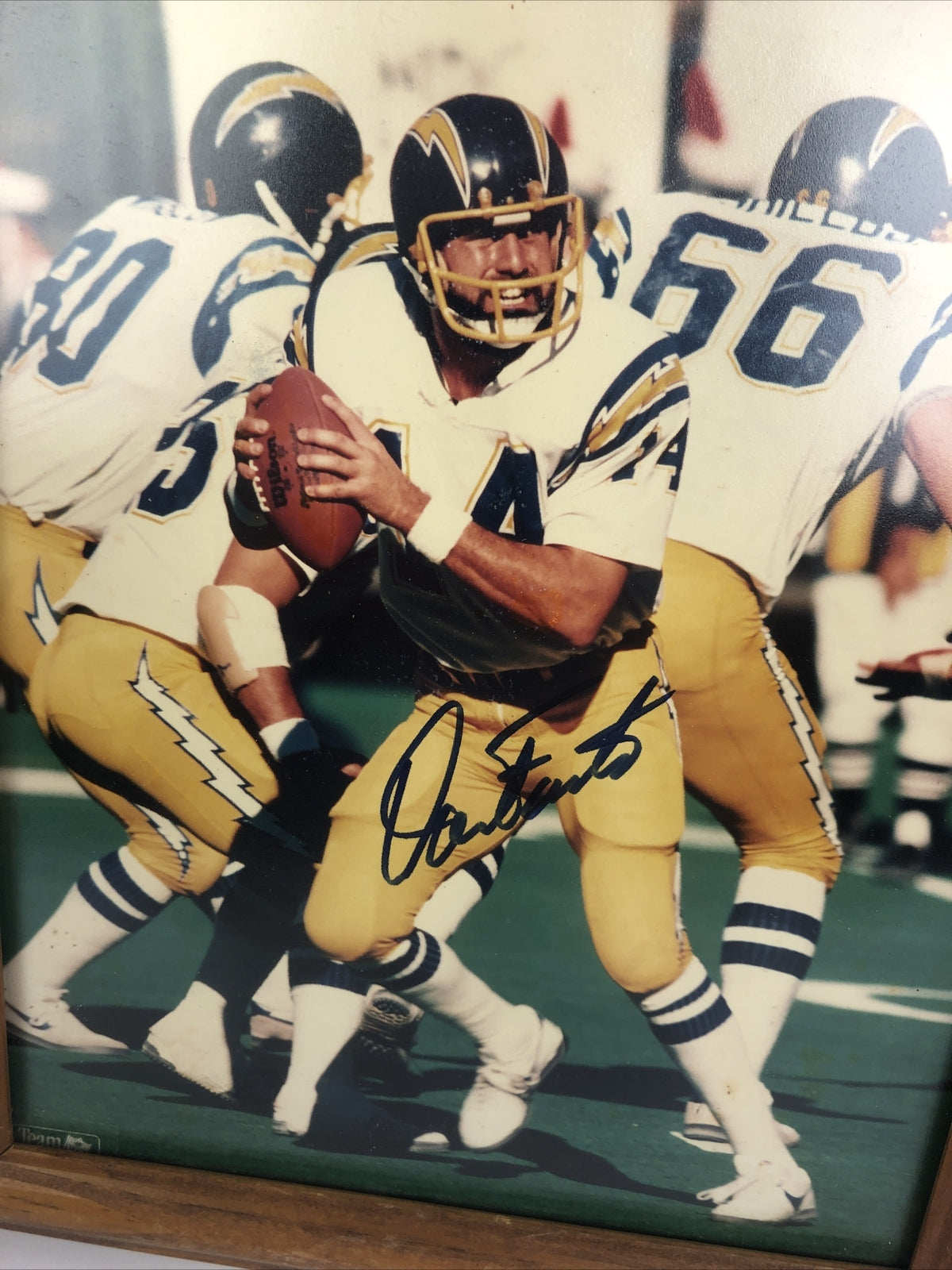 Dan Fouts Signed NFL SAN DIEGO Los Angeles CHARGERS 8" X 10" Color Photo Framed