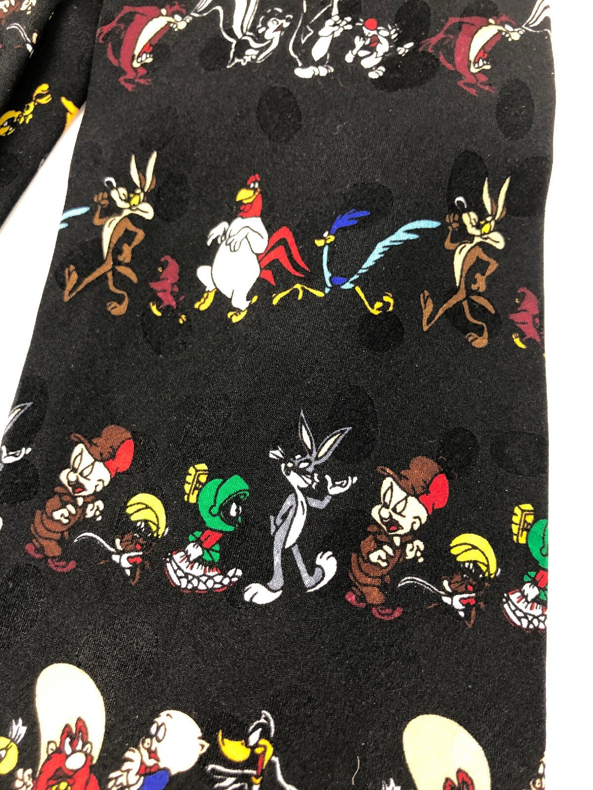 Looney Tunes Mania Tie Necktie Black - FULL CAST OF CHARACTERS- Must See FSTSHP