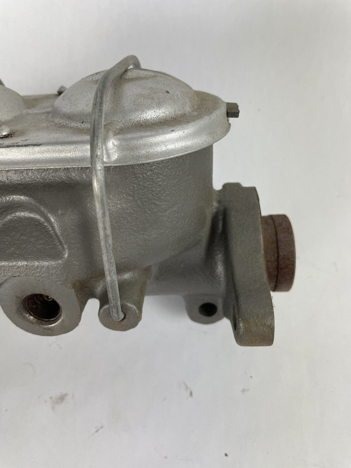 Mopar master cylinder 1968-1971 Dodge Plymouth