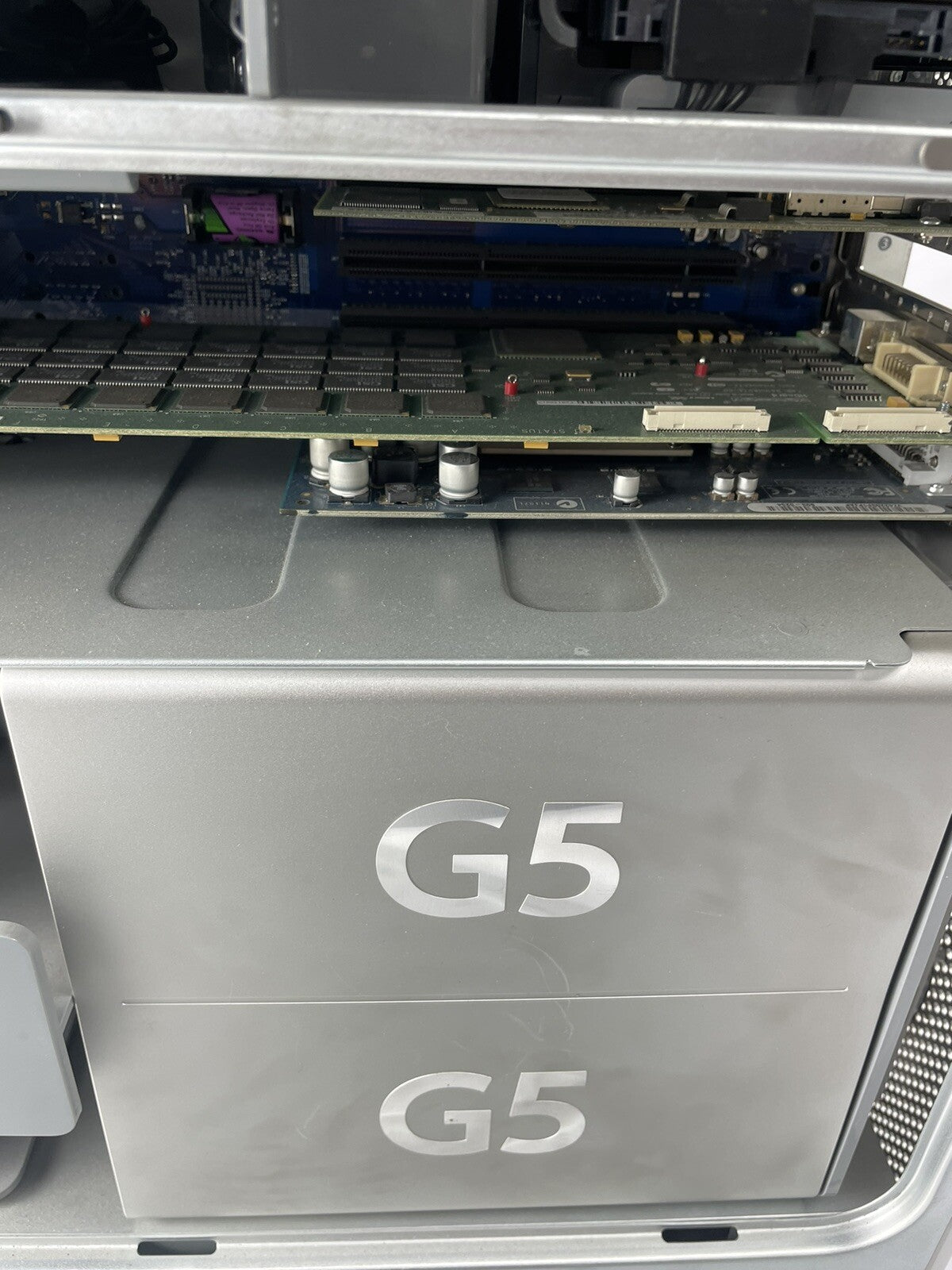 - A1047- Apple PowerMac G5 Tower G5 2GHz 1GB RAM 330 HDD Powers On Doesn't Boot