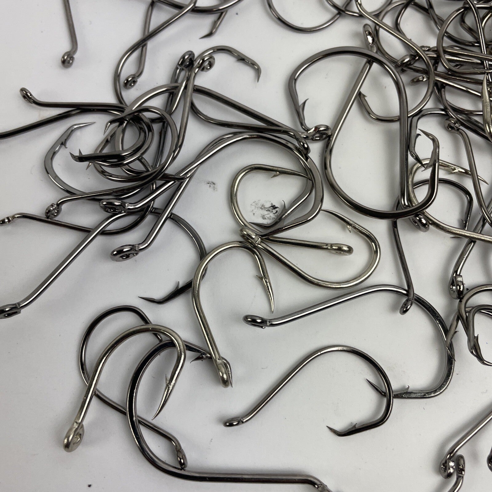 100 + Super Strong GT black nickel 2X SSW Cutting Point Octopus Hooks Asst Sizes