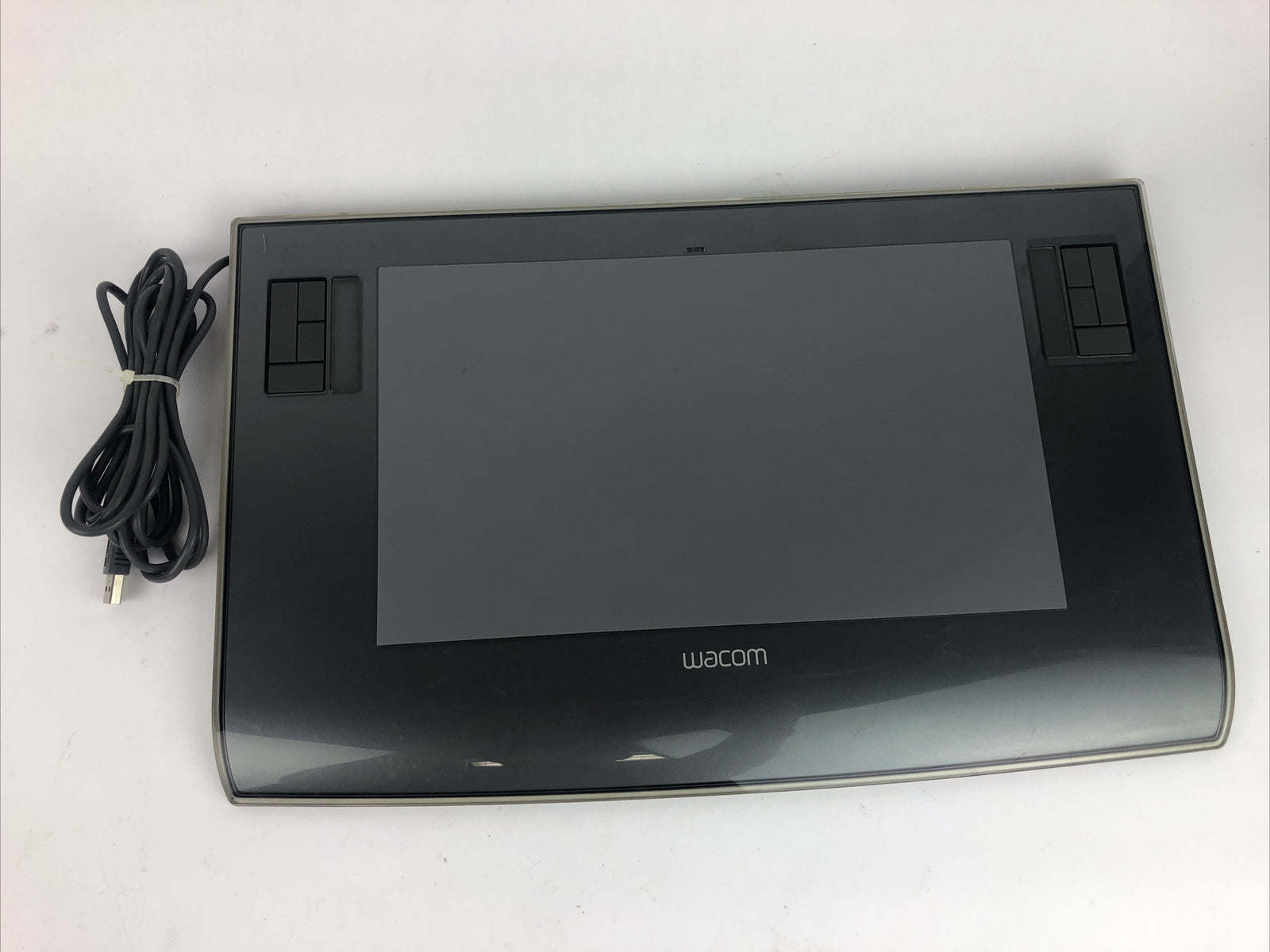 WACOM Intuos 3 PTZ-631W 6"x11" Graphics Tablet PC & Mac USB No Pen - VGC LOOK