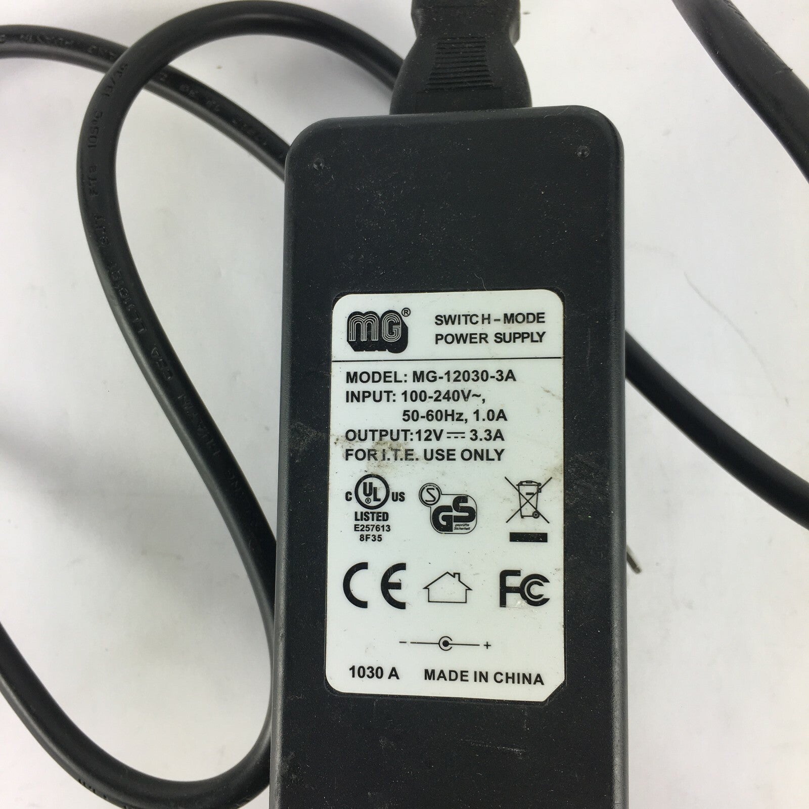 Genuine MG MG-12030-3A Output 12V 3.3A Power Supply Adapter A54