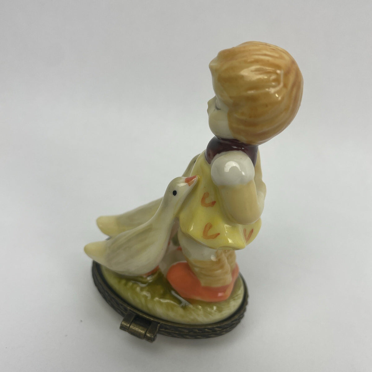8 x Vintage Trinket Boxes Ceramic Christmas Beach Woody Mother Goose Mermaid