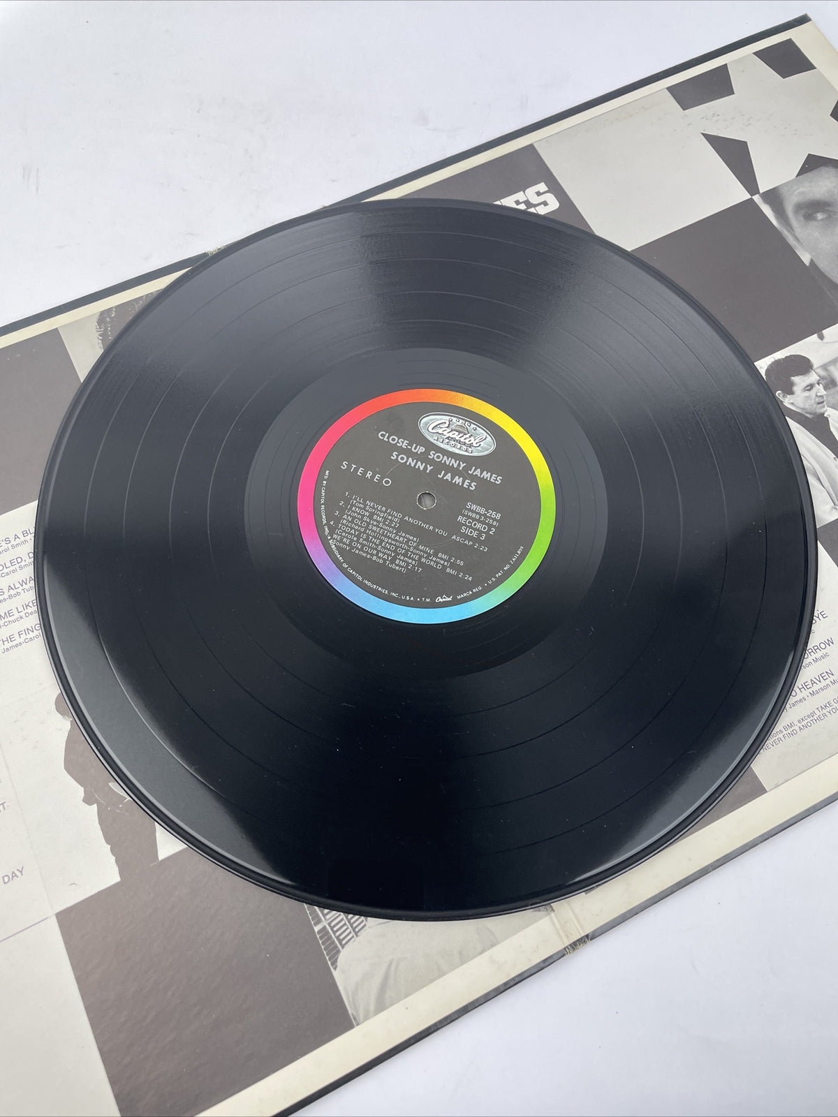 Sonny James Close-Up 2 X LP Capitol Stereo Rainbow Gatefold LP Vinyl Record (s)