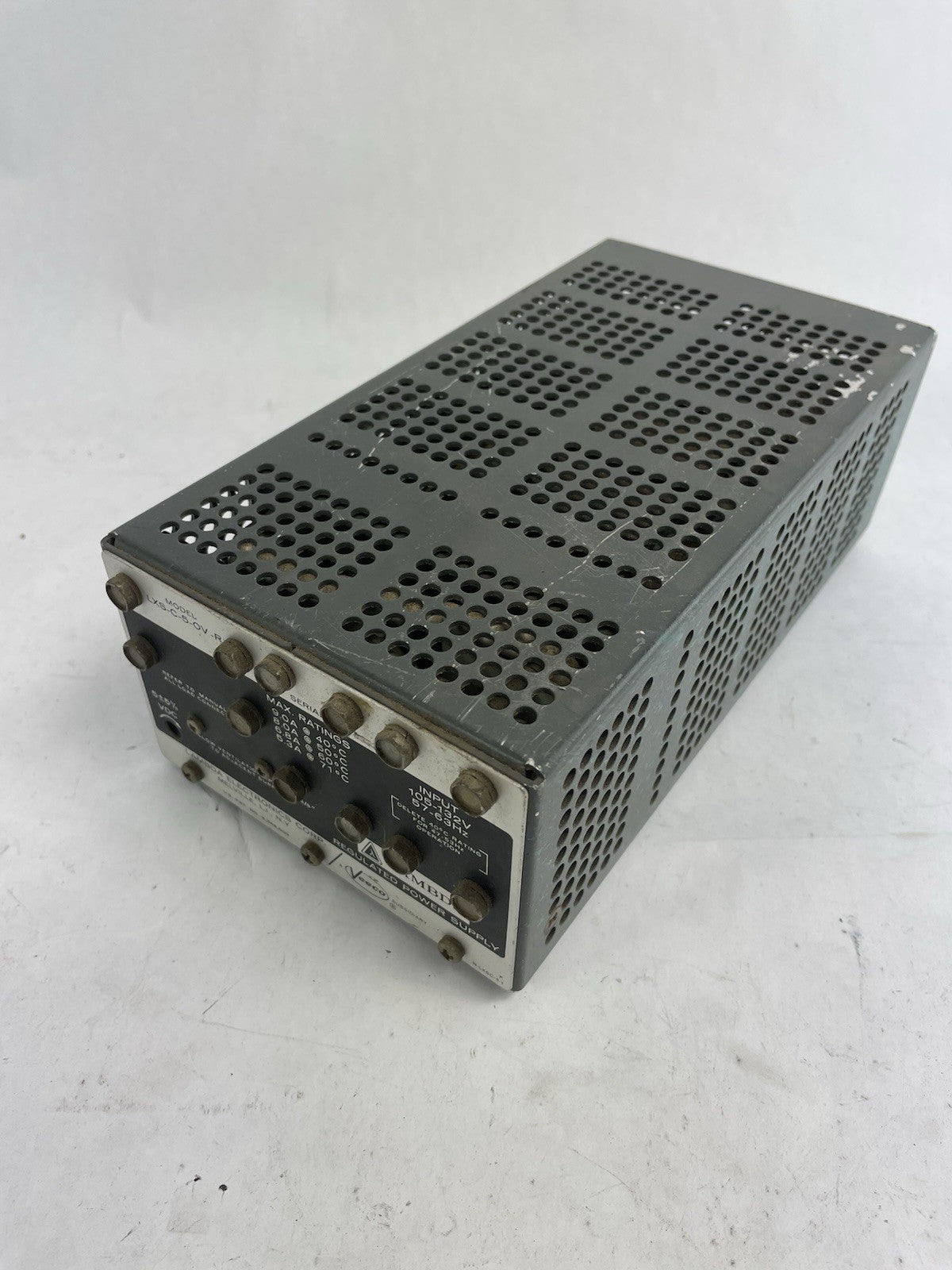 LAMBDA LXS-C-5-OV-R Regulated Power Supply Input 105-132V- 57-63 Hz