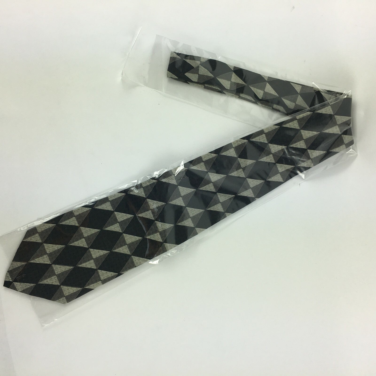 Genuine 1155Collection 100% Silk Handmade Stylish Formal/Casual Tie Soild Colour