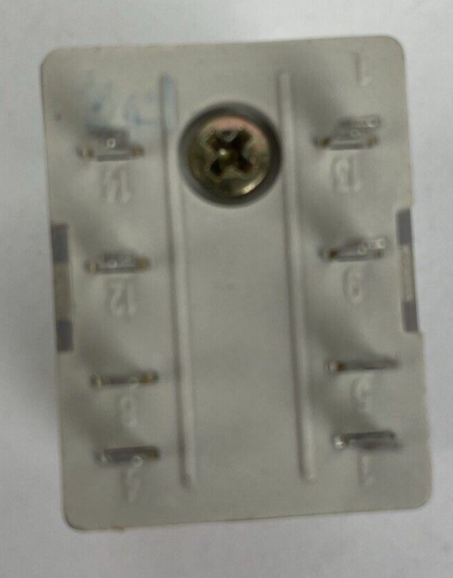 OEM ASEA BROWN BOVERI ABB CR-M110AC2L 1 SRV 405 611 R7100 - NEW