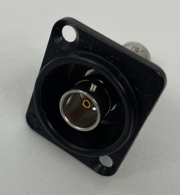 Neutrik NBB75DFI Panel D-Mount BNC to BNC Barrel Isolated - BLACK
