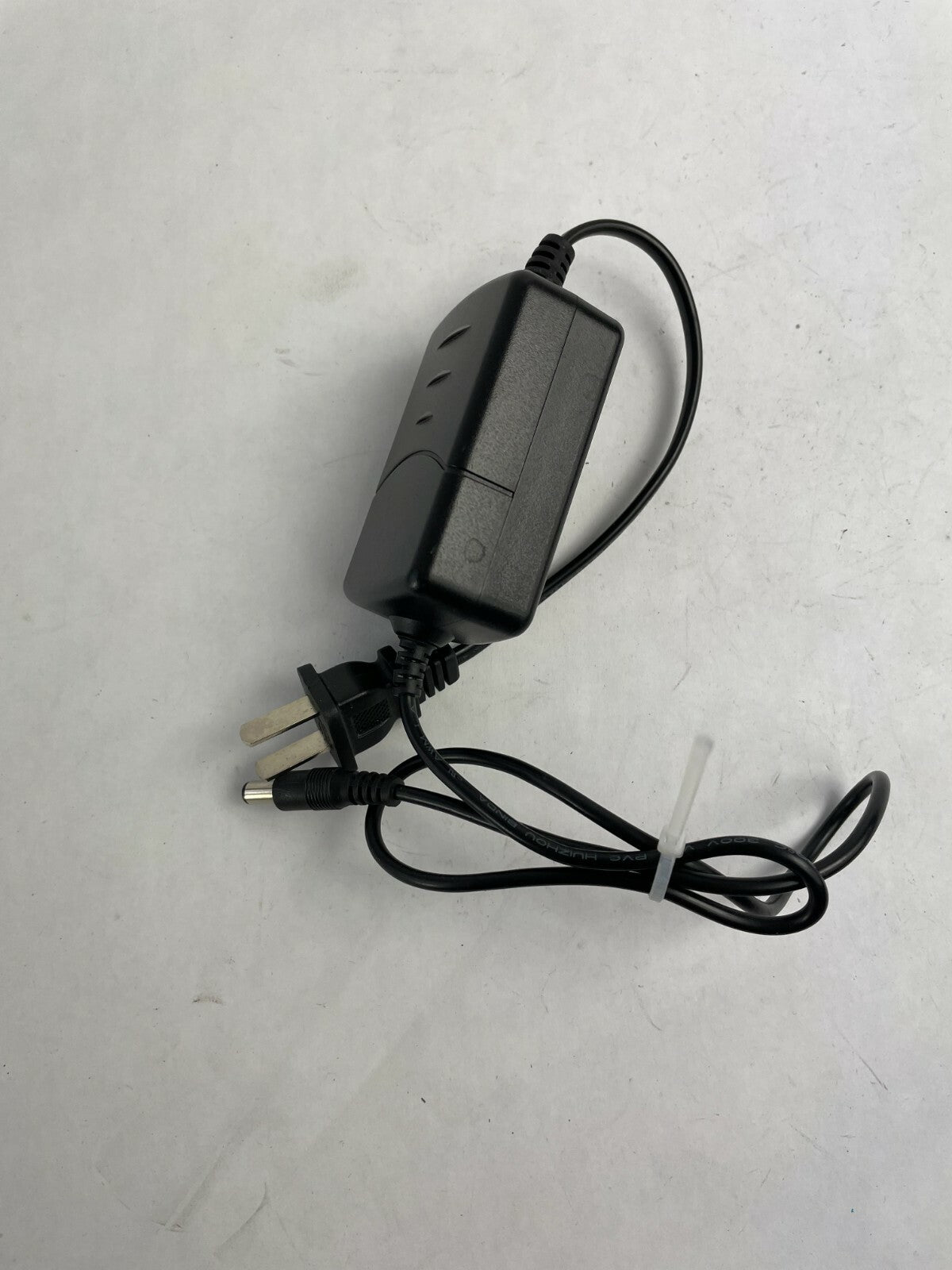 Genuine Ac Adapter Output 5 V 2 A Power Supply Adapter A75