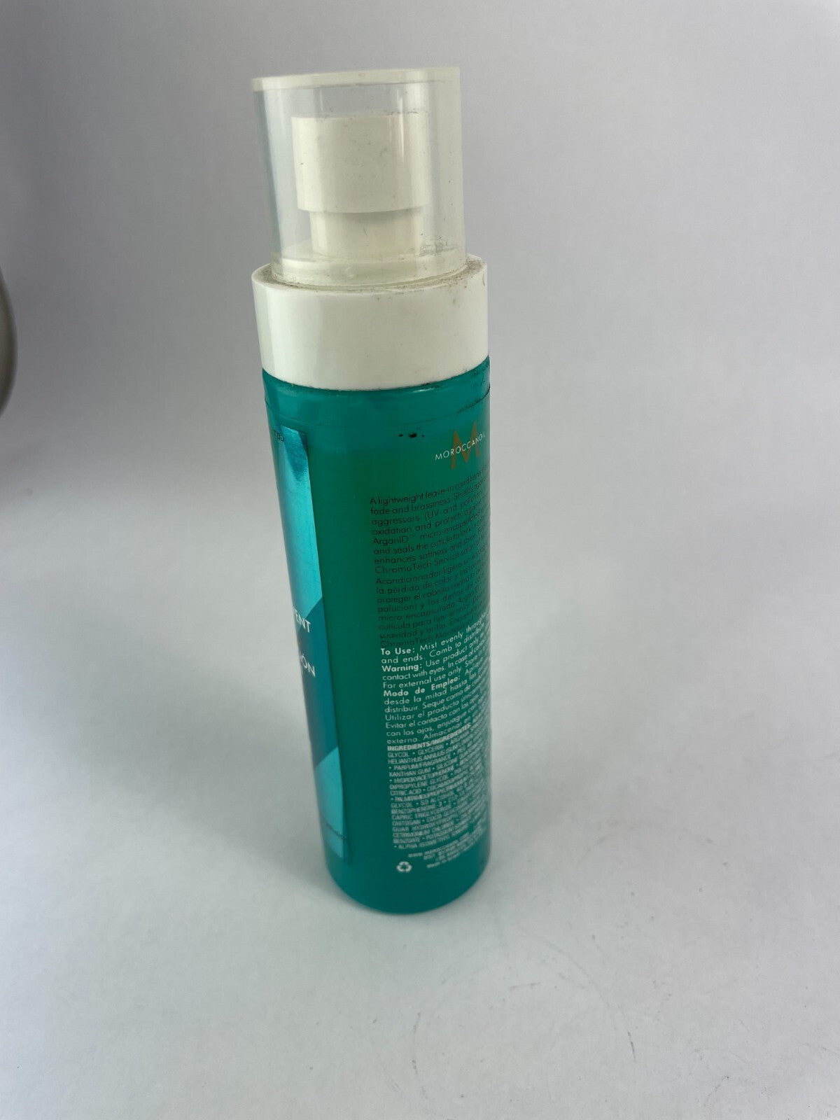 Moroccanoil Lightweight Leave in Conditioner Color Complete UV Pollution control