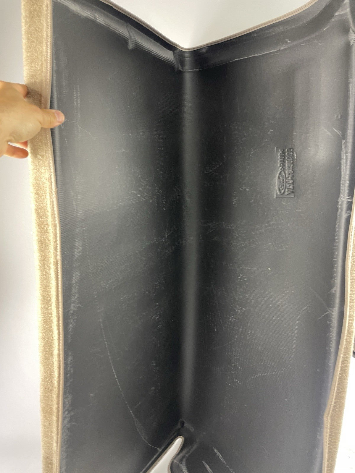 Ford Expedition tan cargo liner NOS 2000-2002
