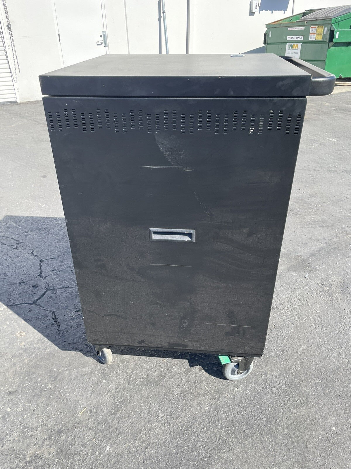 BretFord CoreX Charging Cart - cart