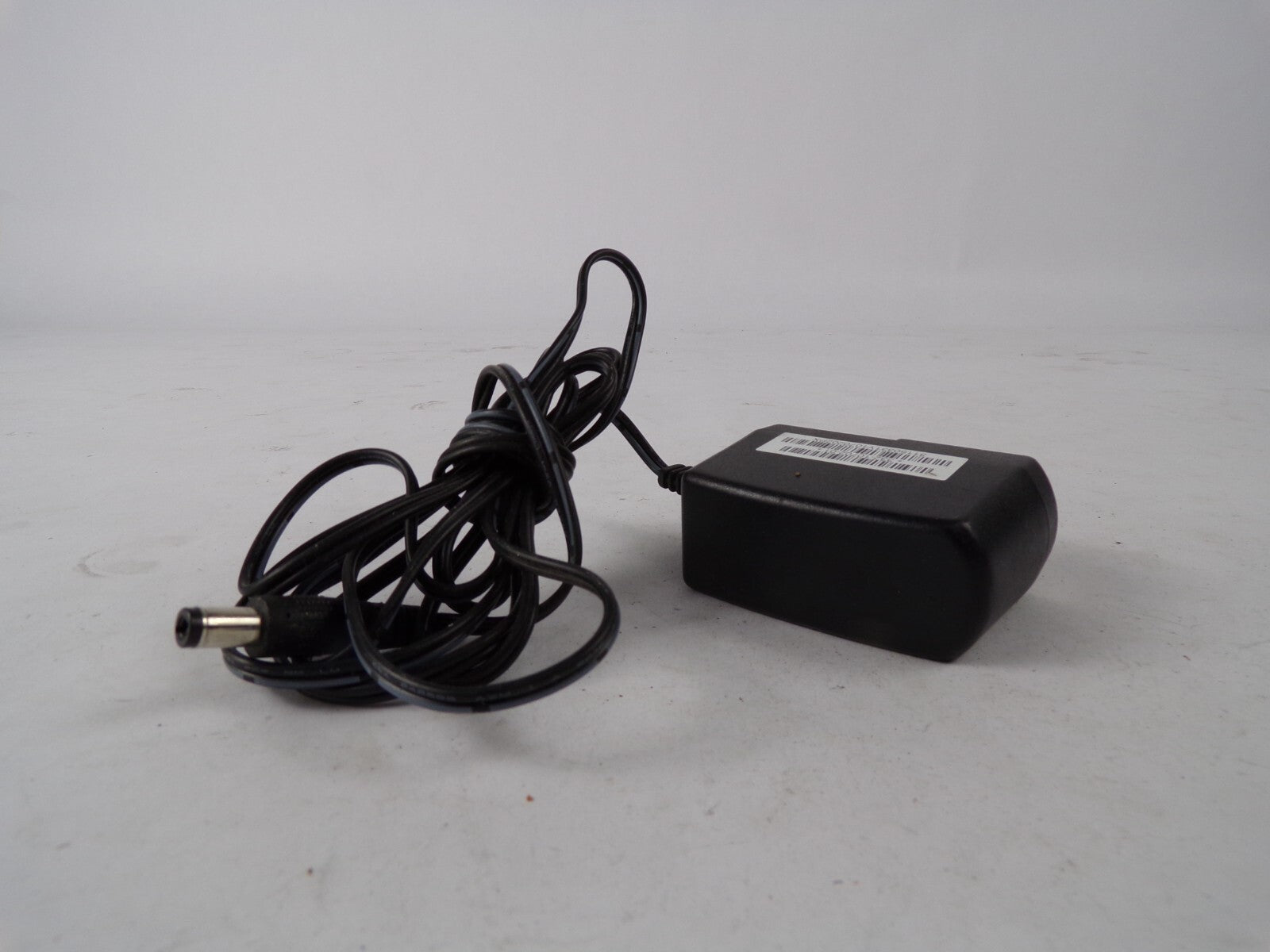 Genuine Netgear 332-10702-01 Ac Adapter Output 12V 0.5A Power Supply Adapter A55