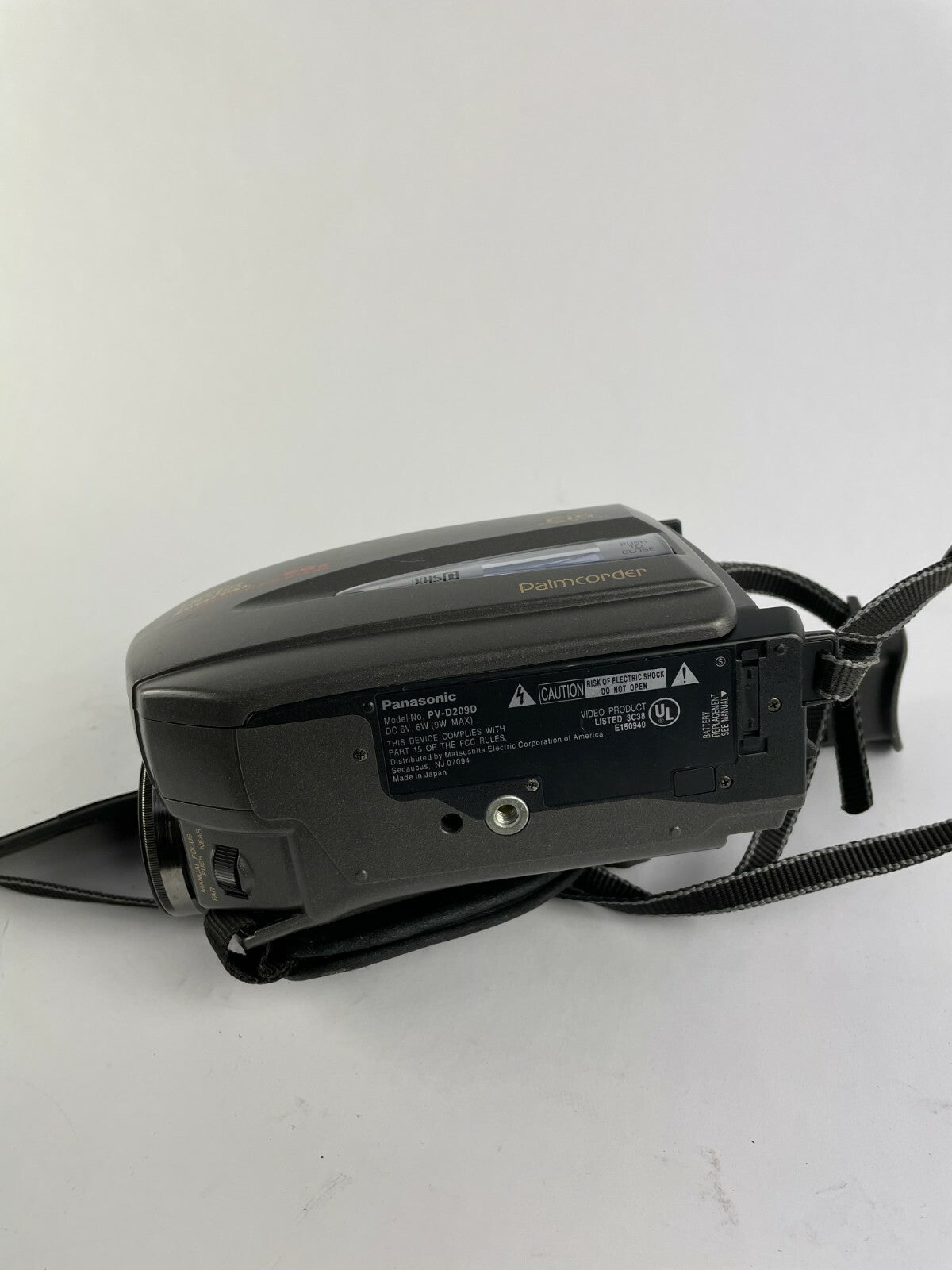 Genuine Panasonic PV-D209 Digital EIS Stabilization Palmcorder 150x Digital