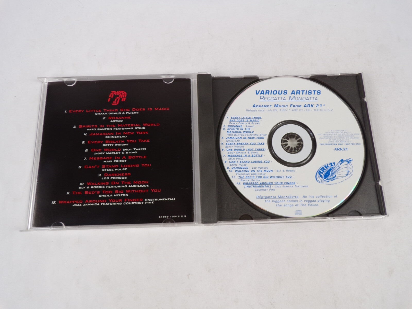 Reggatta Mondatta Evert Little Thing She does Is Magic Roxanne One World CD#55