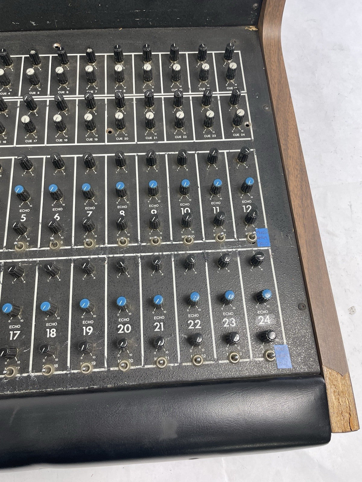Quantum Audio Labs QM-8B 2x24x48 Monitor Mixer QM-8
