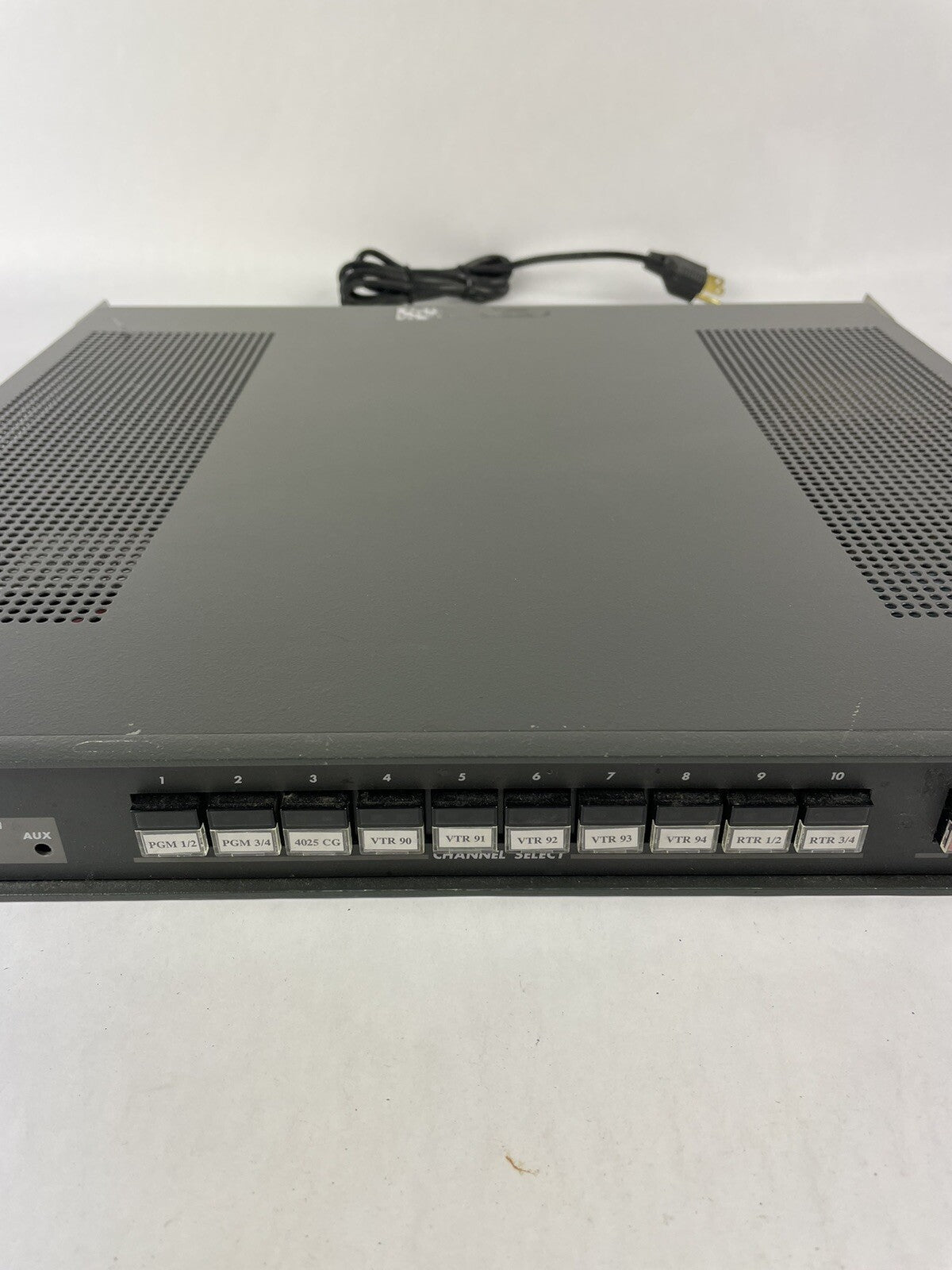 Videotek RS-103A Video Switcher - 3 Audio Inputs per Channel and Breakaway