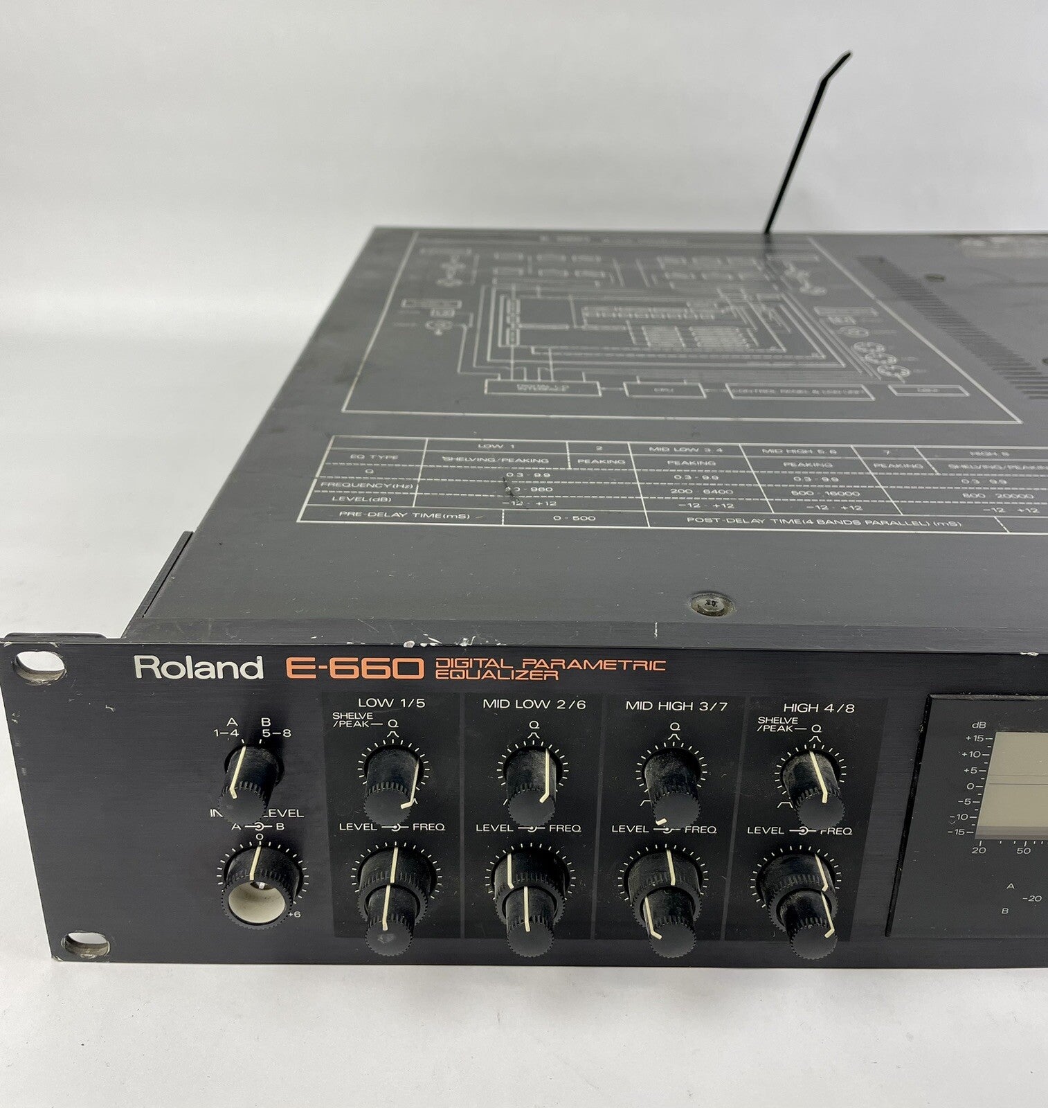 Roland E-660 Digital Stereo Parametric Mastering EQ