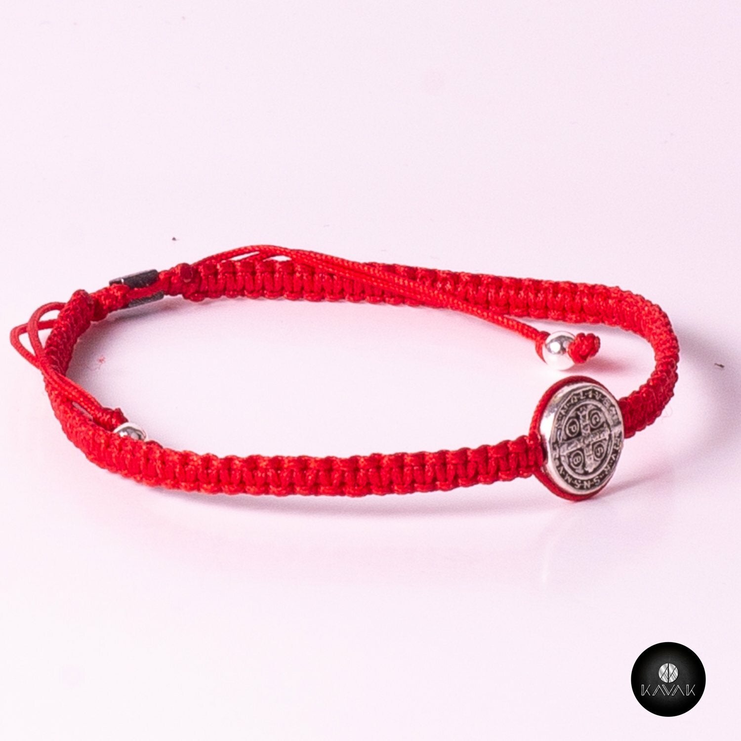 Kavak Handmade Men's bracelet Red blood Braided Saint Benedict Pendant