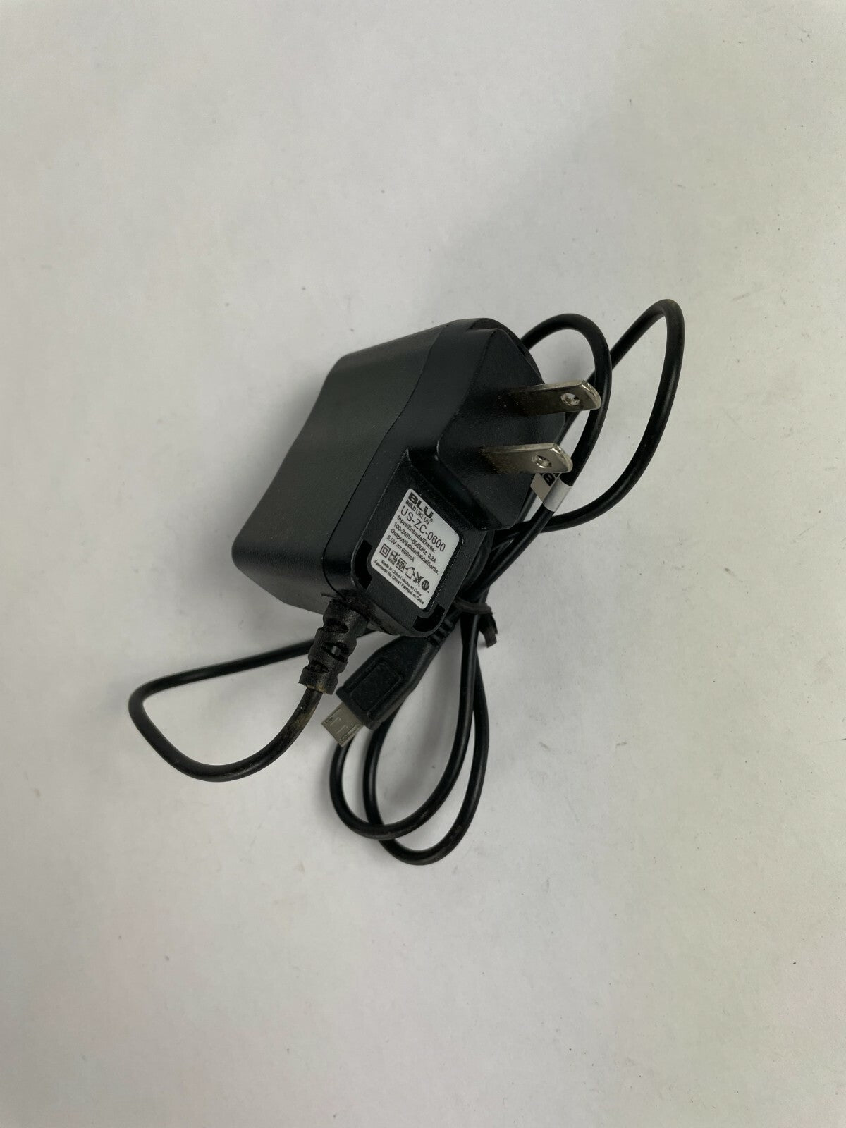 Genuine BLU US-ZC-0600 AC Adapter Output 5 V 600mA Power Supply Adapter A51