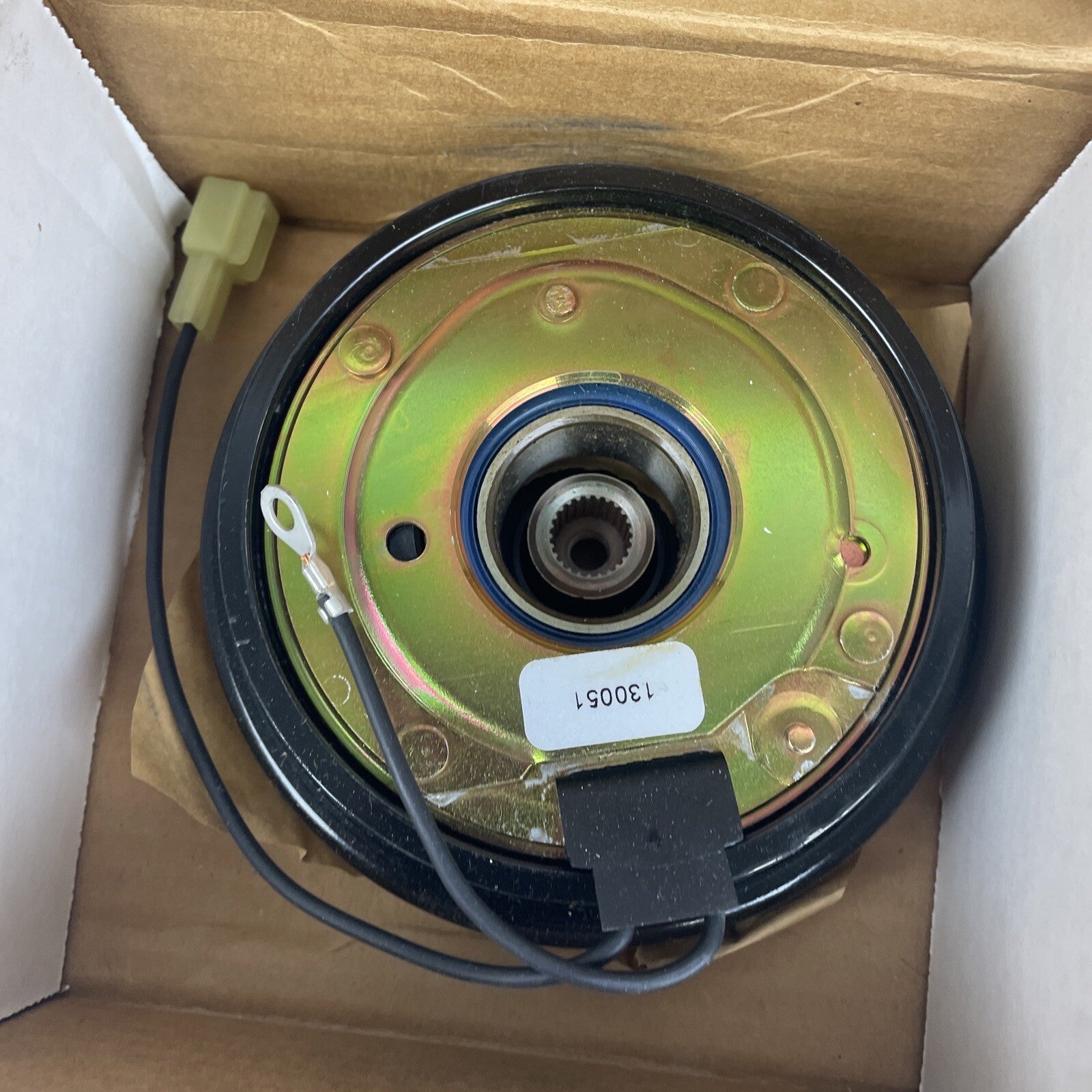 Four Seasons 48570 A/C compressor clutch kit OEM replacement new