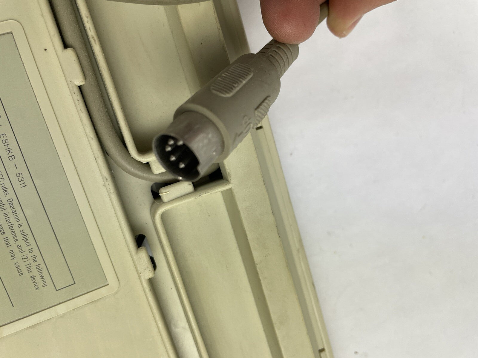 Chicony KB-5311 (DIN-5) AT Connector Vintage Mechanical Computer Keyboard