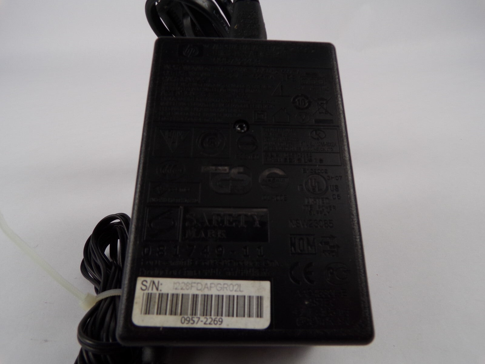 Genuine AC Adapter 1228FDAFGR02L Output 10 V 32 A Power Supply Adapter A00