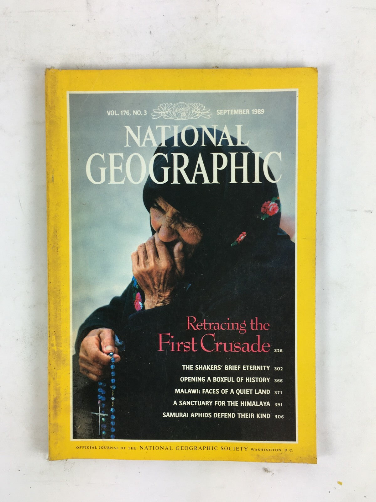 September 1989 National Geographic Magazine Retracing the First Crusade Malawi