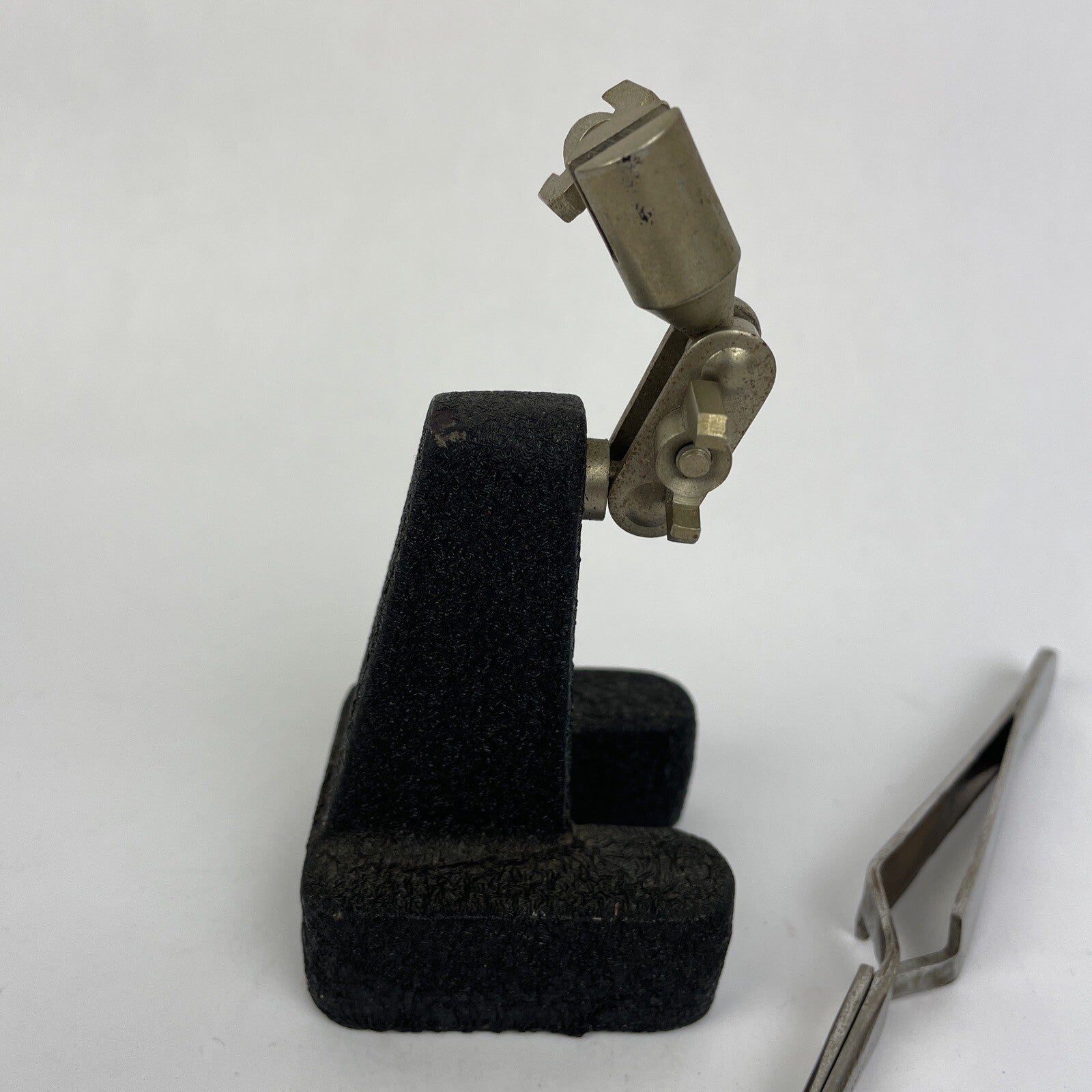 Vintage Jewelry Machinist Third Hand Self Closing Pick Tweezers Articulated Clip