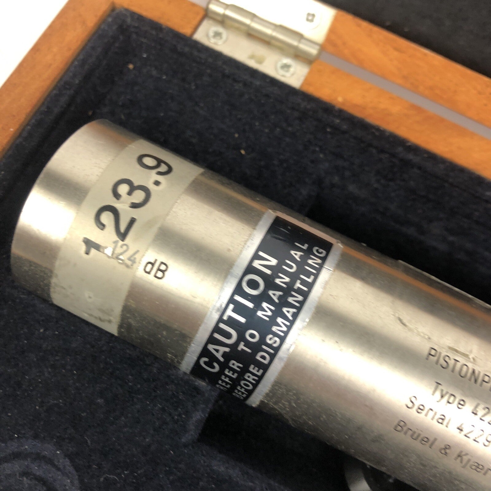 Bruel & Kjaer 4220 Barometer Pistonphone Sound Calibration Equipment Denmark