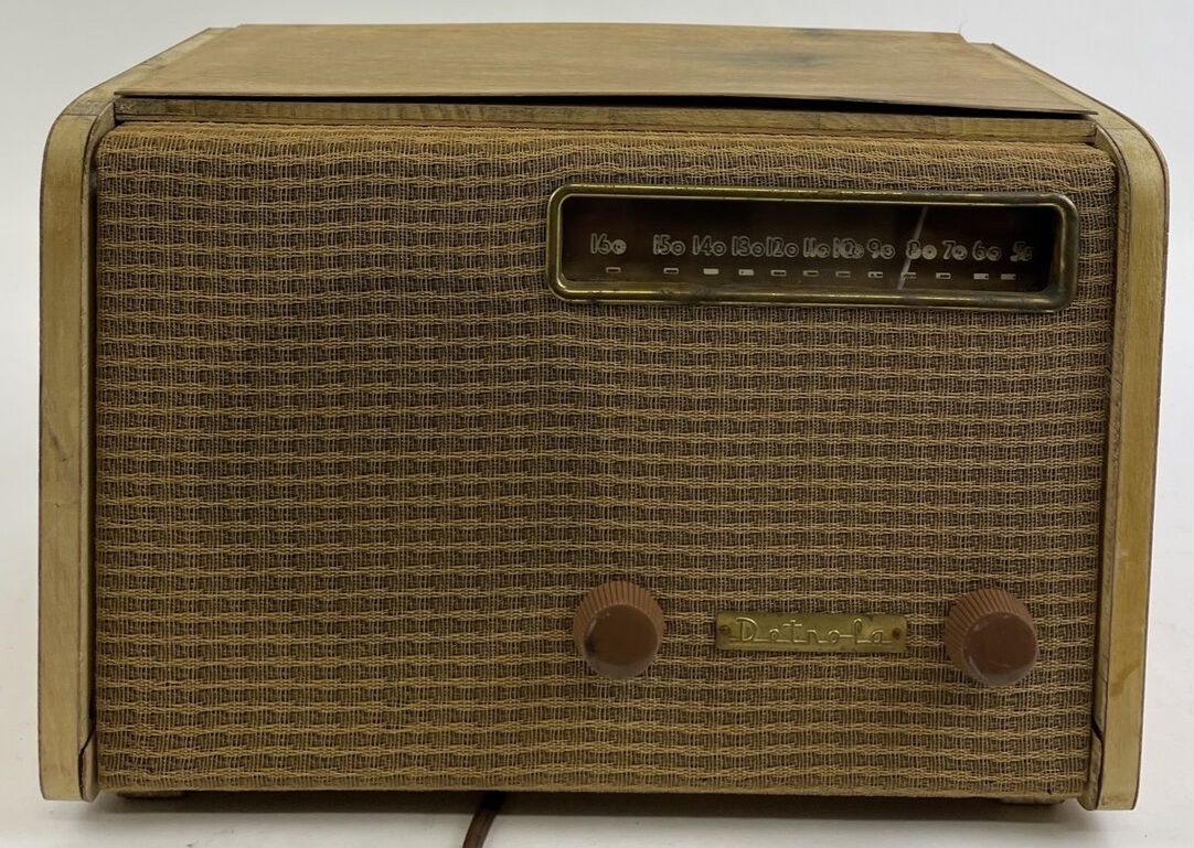 Rare Alexander Girard * Detrola * Tube Radio circa 1946 Modernist