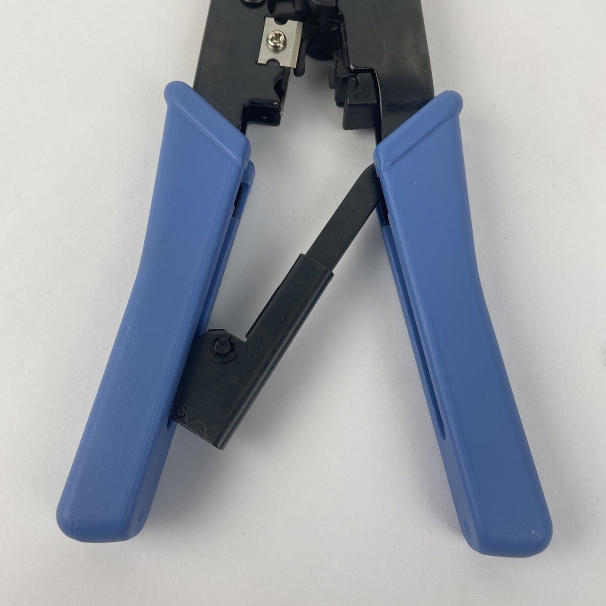 OEM Trendnet TC-CT68, RJ-11/RJ-45 Crimp Cut Strip Tool Blue Handle
