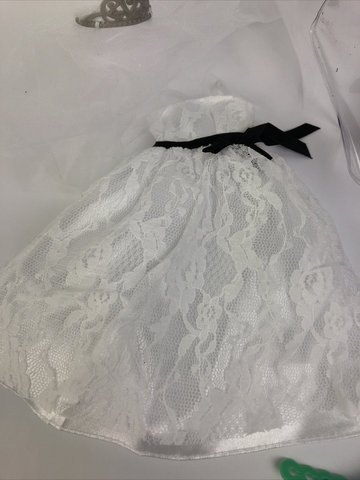 Barbie Outfit - White Wedding Dress with Veil plus Cactus Belt Fanny Pack LOOK