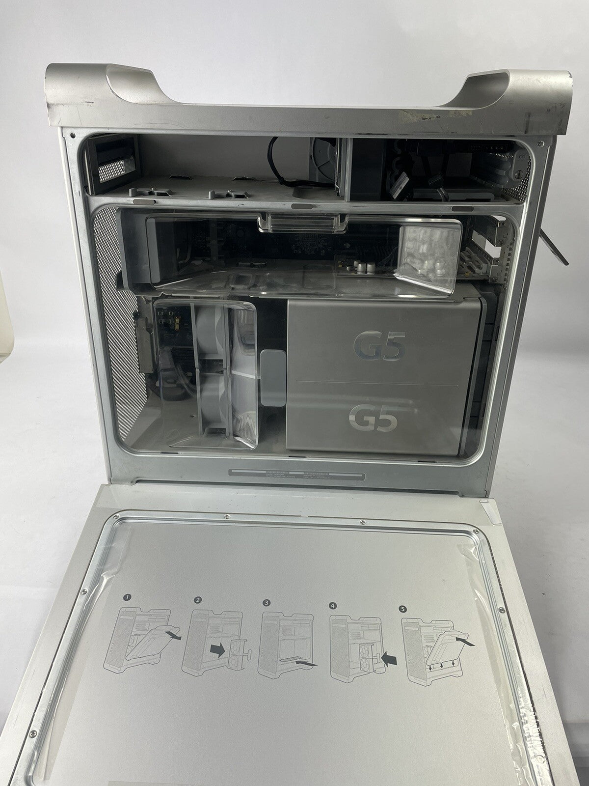 Apple PowerMac G5 - A1047- Tower G5 2GHz NO RAM NO HDD Powers On Doesn't Boot