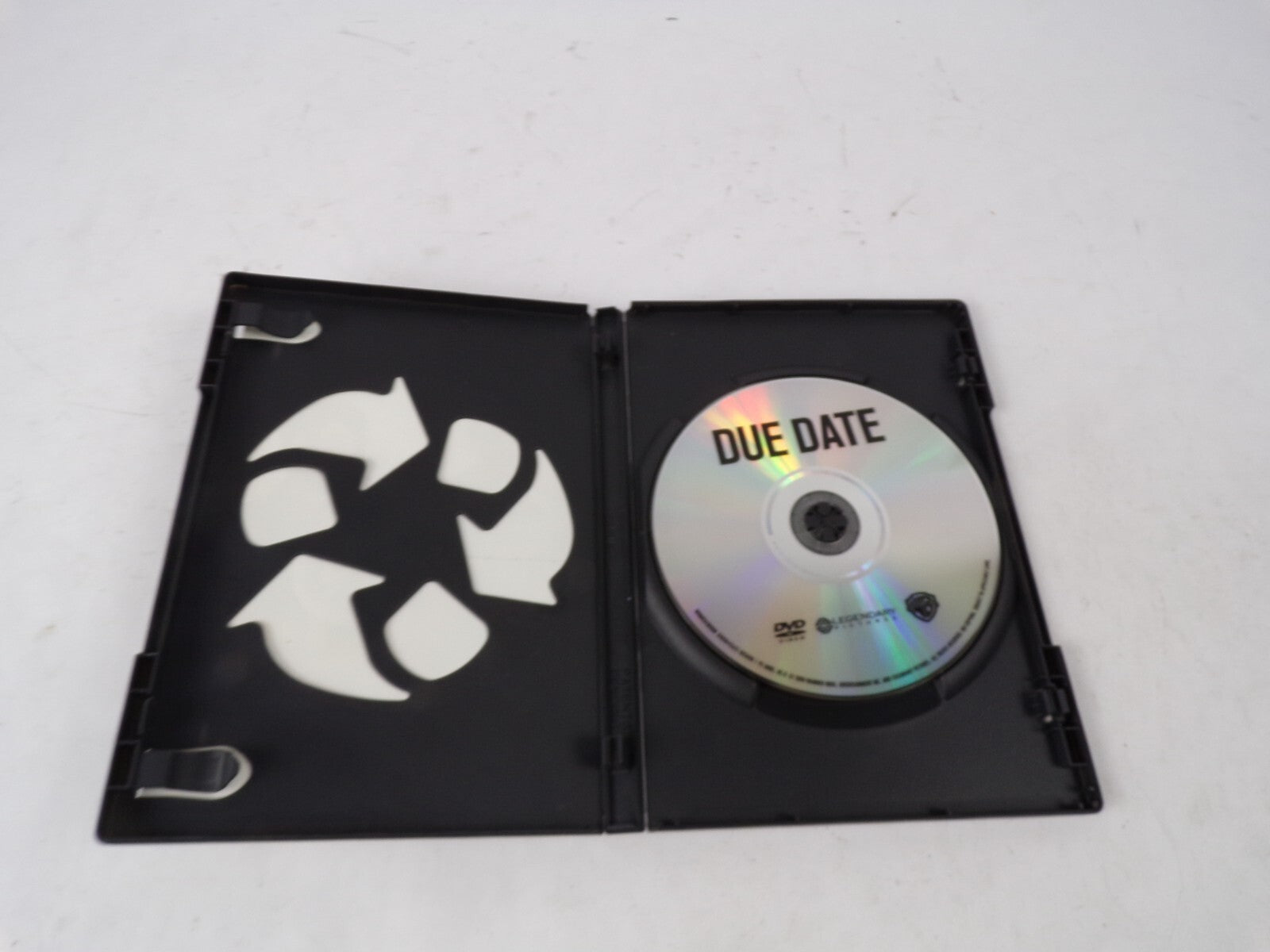 Due Date "A Raucous Ride" Robert Downey Jr Zach Galifianakis From The DVD Movies