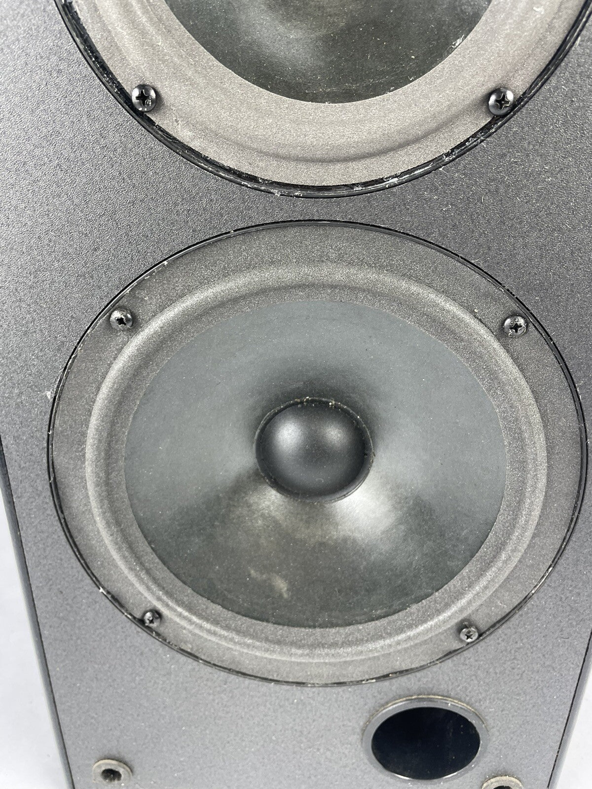 JBL MR38 SPEAKER 24” Serial Number J007-037400 - 1 speaker