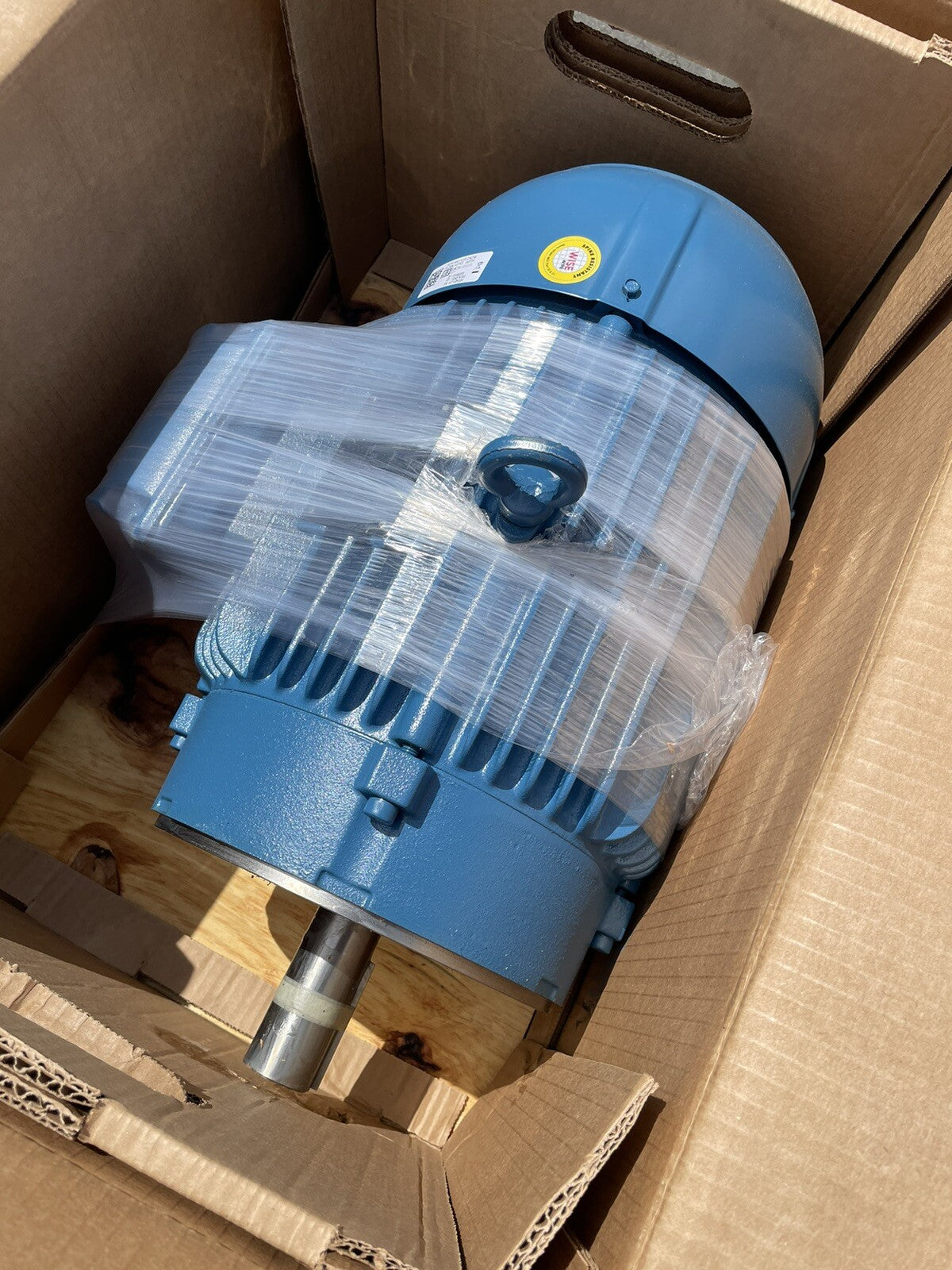 WEG W22 NEMA Premium Efficiency 7.5 HP MOTOR 4P 213/5T 3Ph 230/460 380 V
