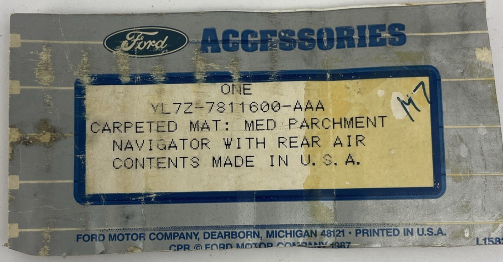 NOS 2000-2002 Lincoln Navigator Rear Floor Carpet Cargo Mat Medium Parchment