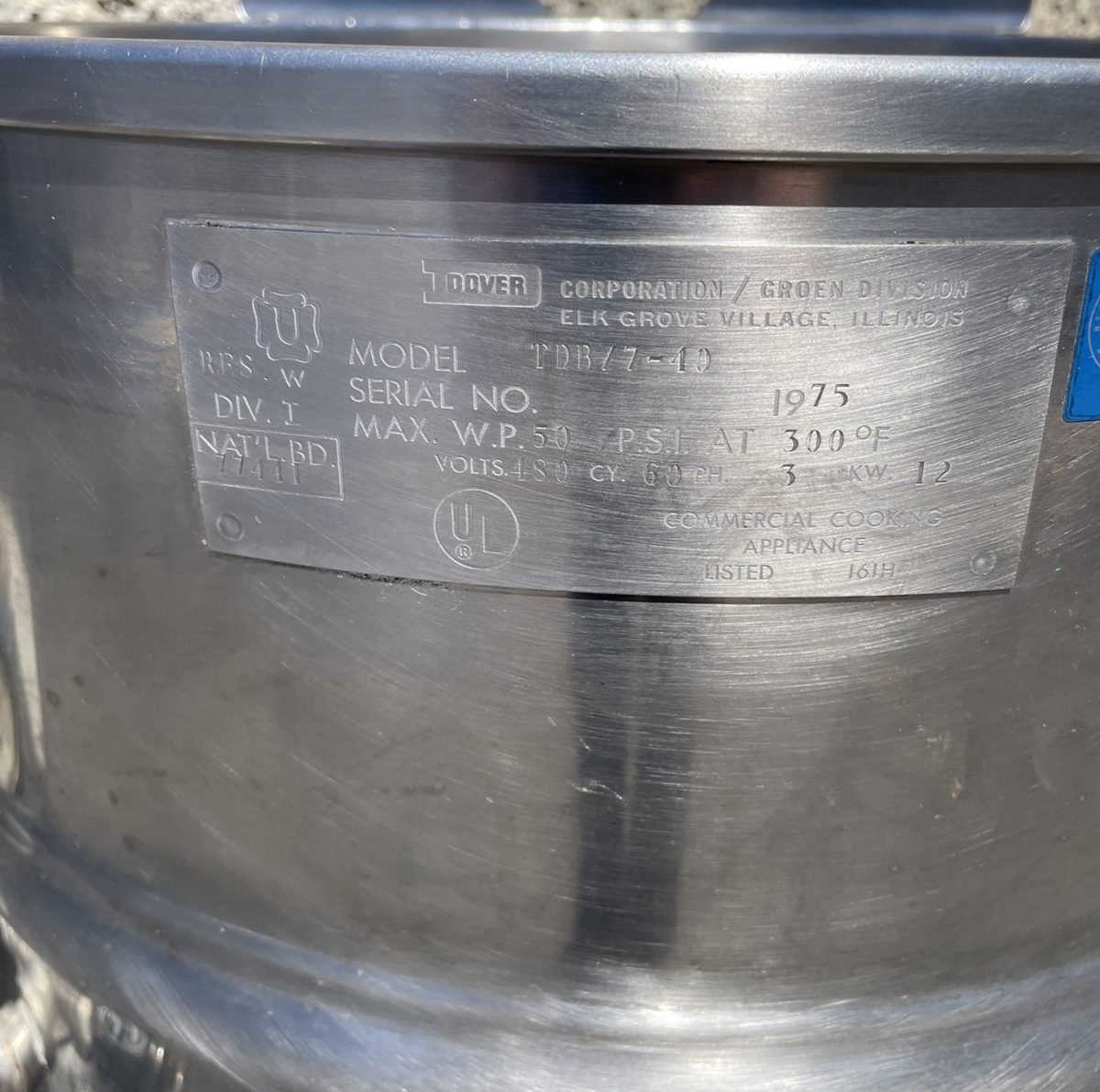 Groen TDB/7-40 Stainless Steel 40-Qt Electric Tilting Floor Steam Kettle