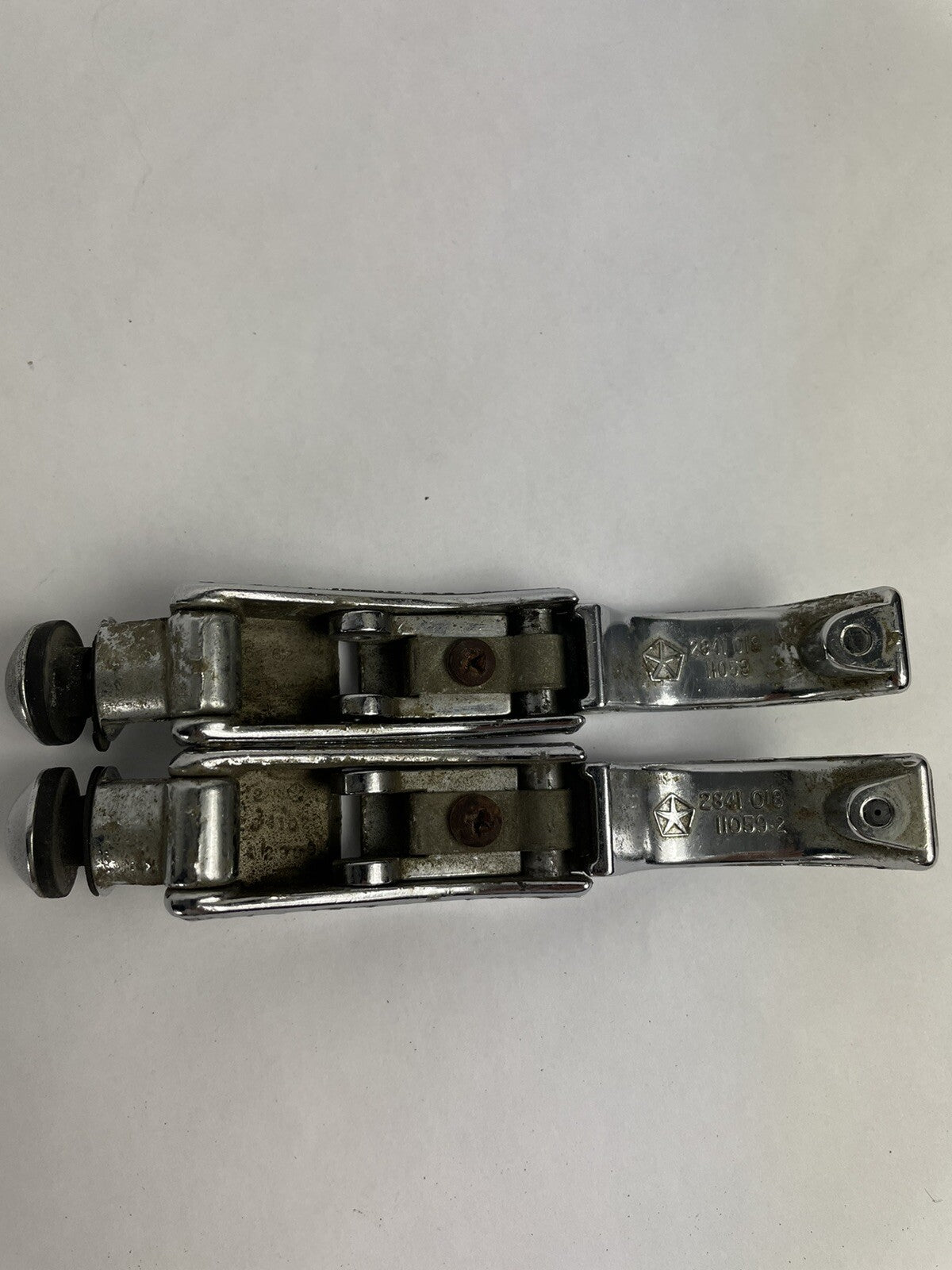 Mopar quarter glass latches Duster Demon Road Runner Super Bee